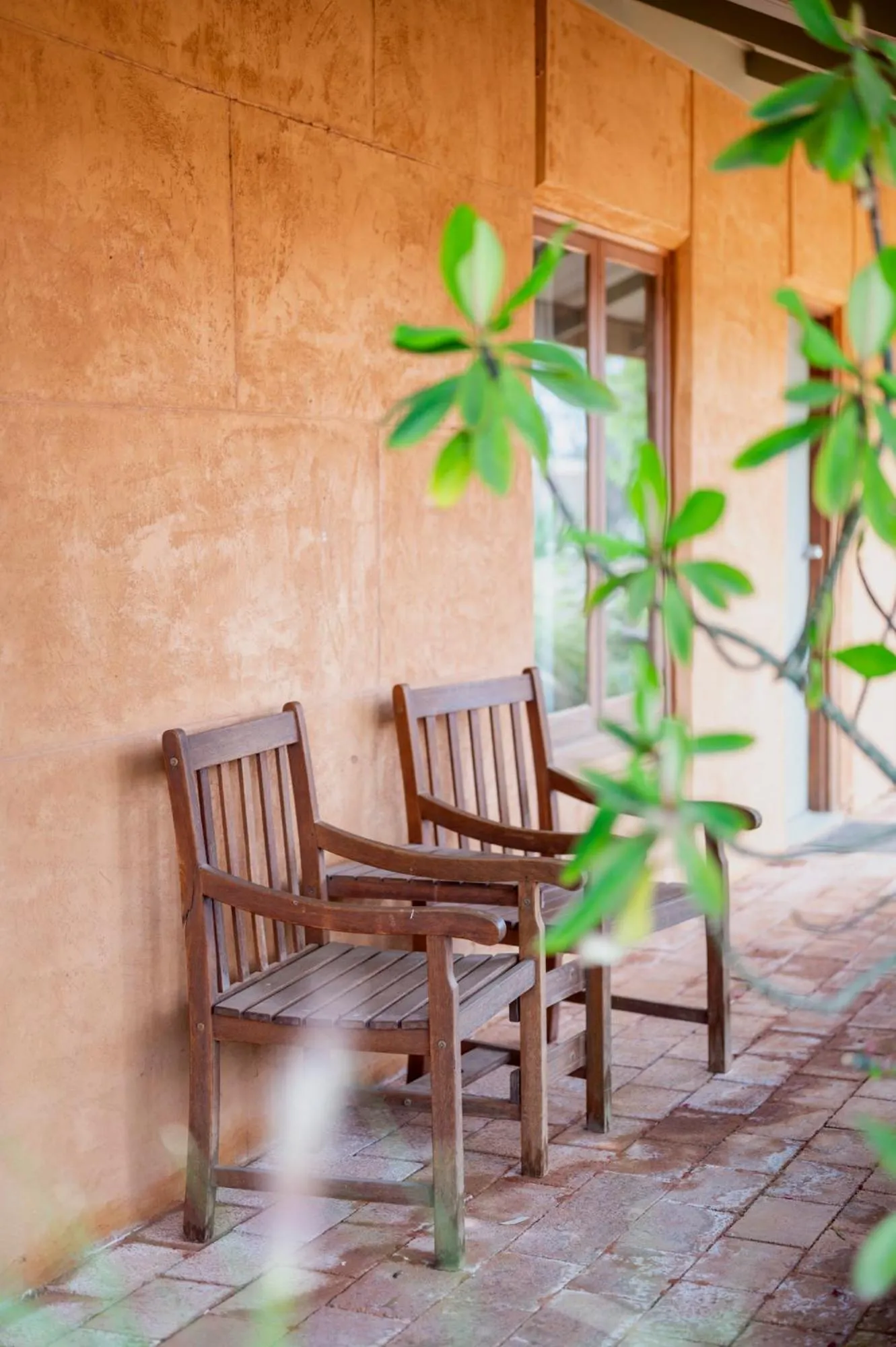 Seating area in Mud Hut Motel
