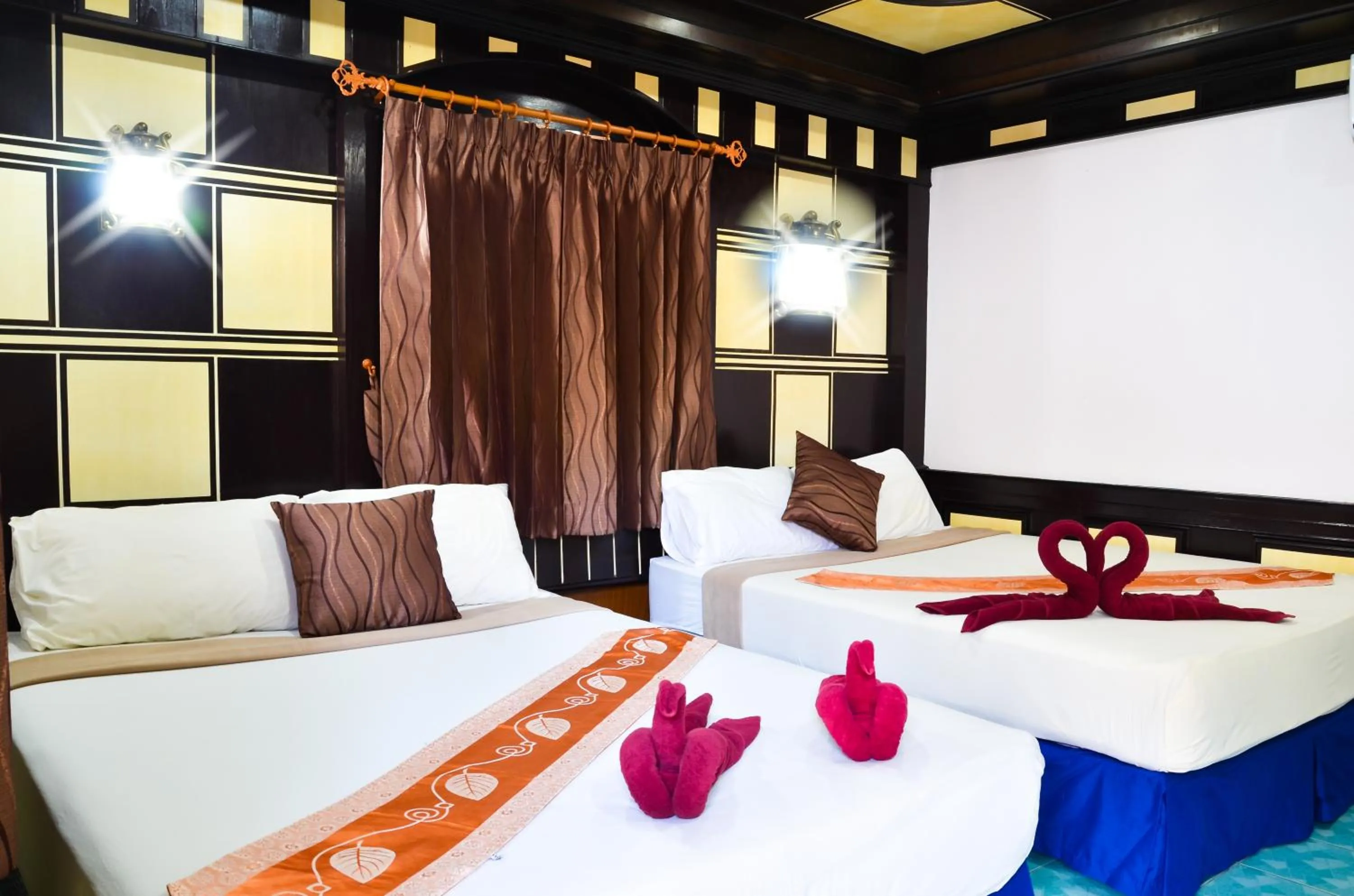 Bed in Nature Beach Resort, Koh Lanta