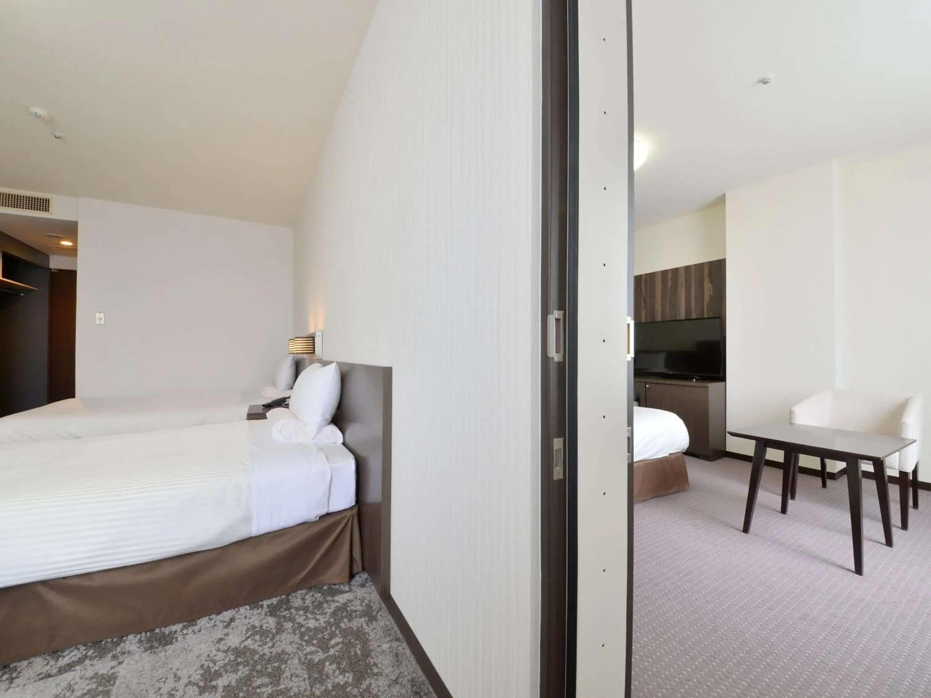 Standard Connecting Rooms - single occupancy - Non Smoking in Hakodate Kokusai Hotel Standard Connecting Rooms - single occupancy - Non Smoking in Hakodate Kokusai Hotel