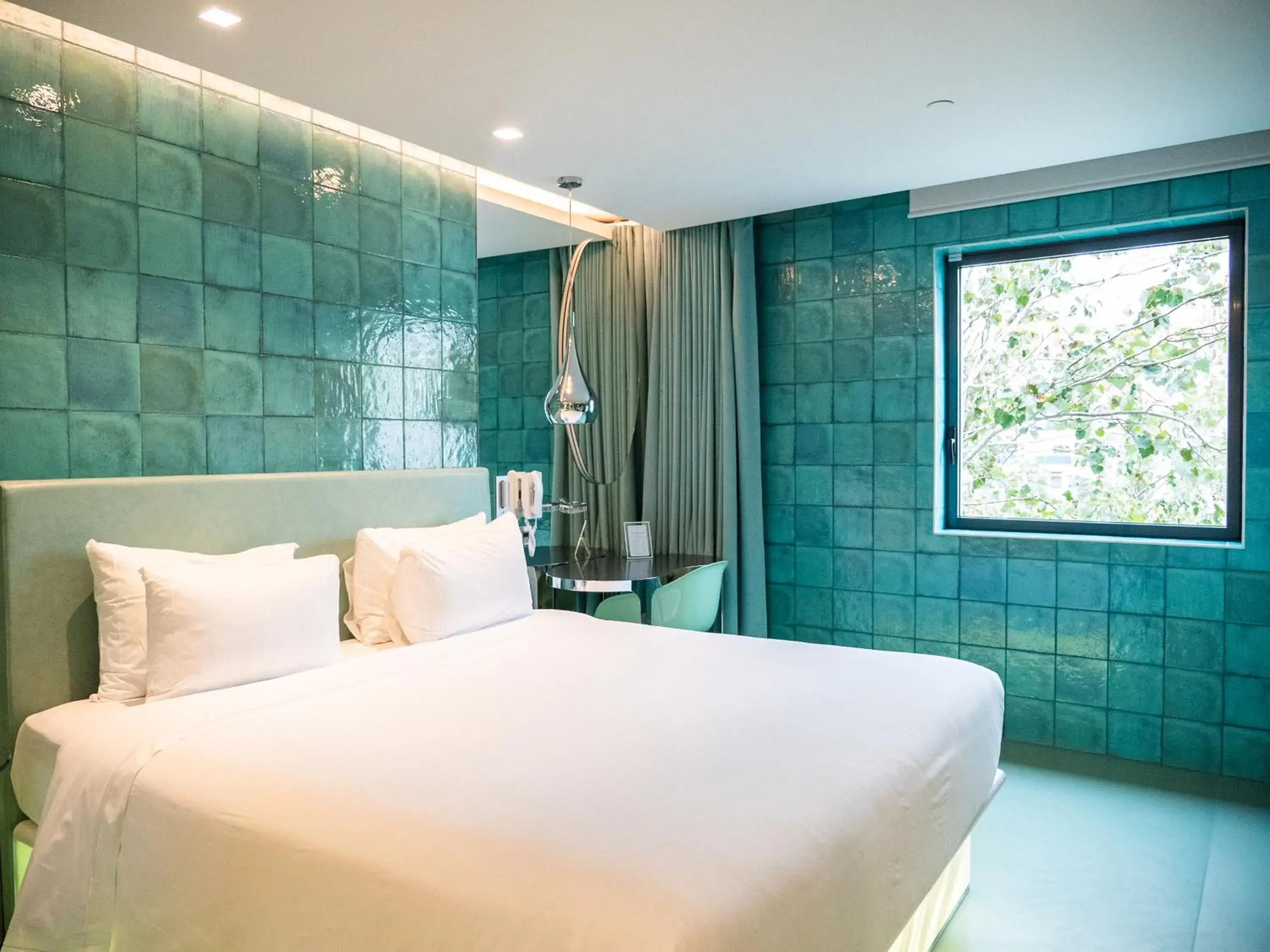 Bed in WC by The Beautique Hotels Bed in WC by The Beautique Hotels