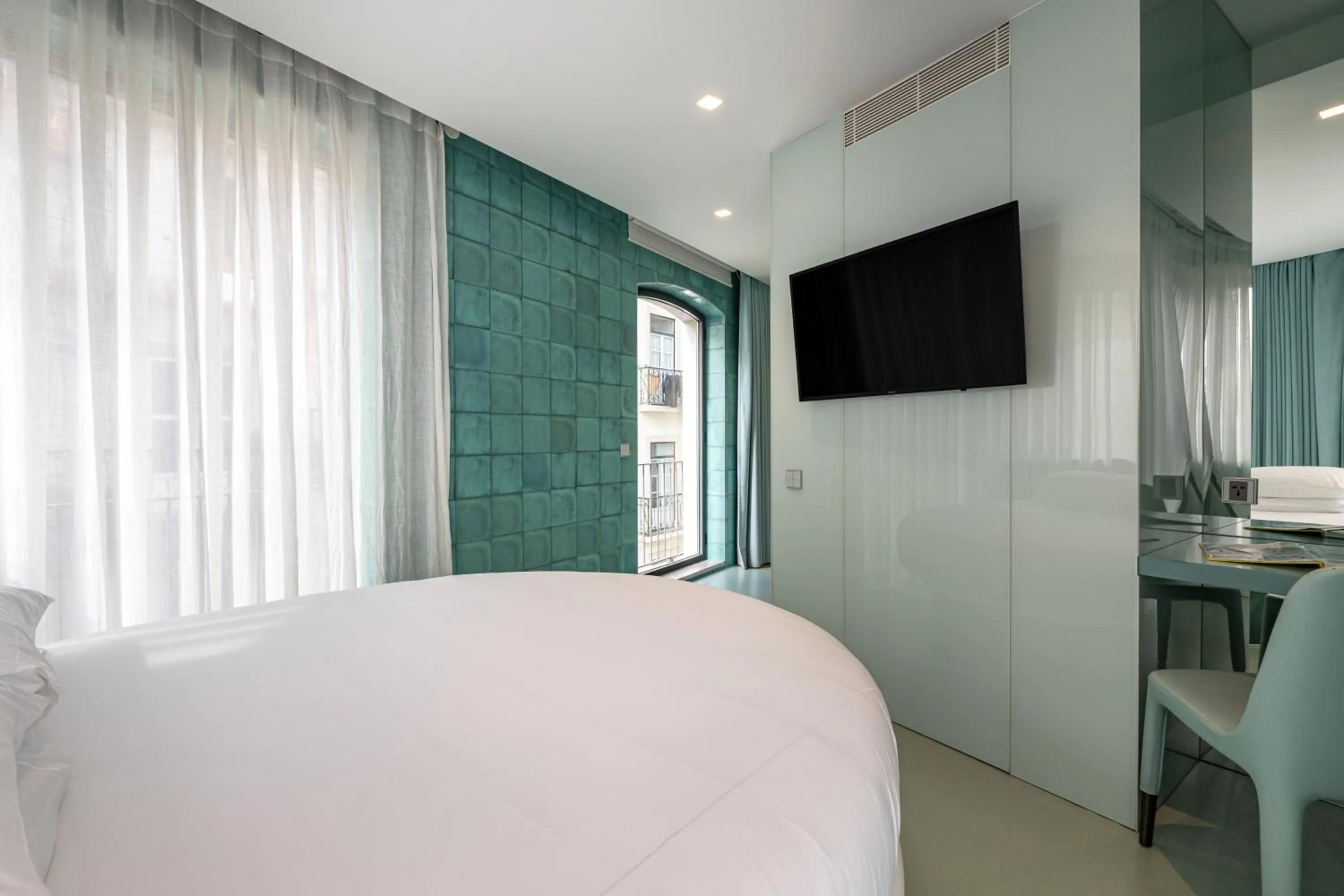 Bed in WC by The Beautique Hotels