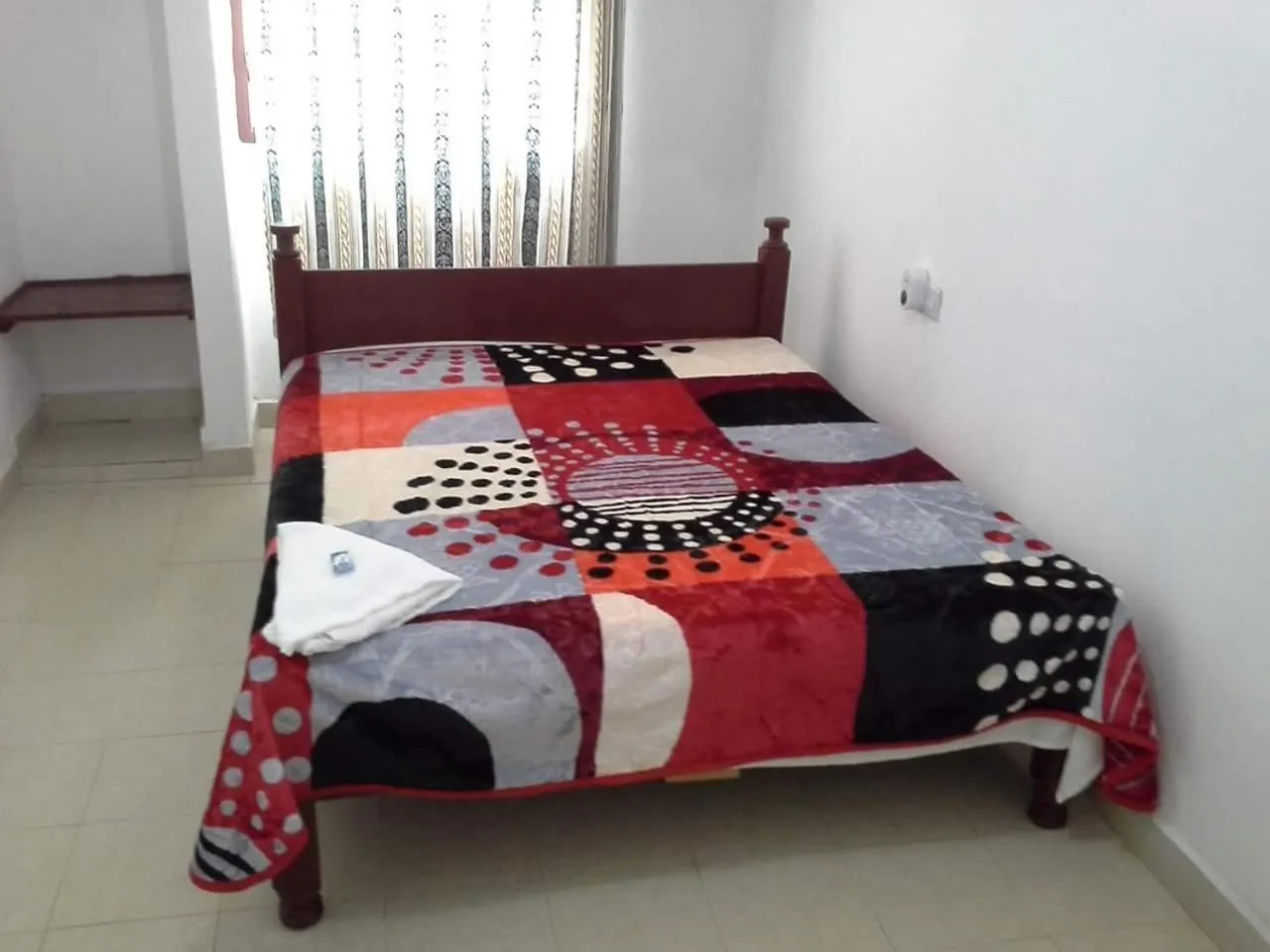 Bed in Golden Guest House- Miritini