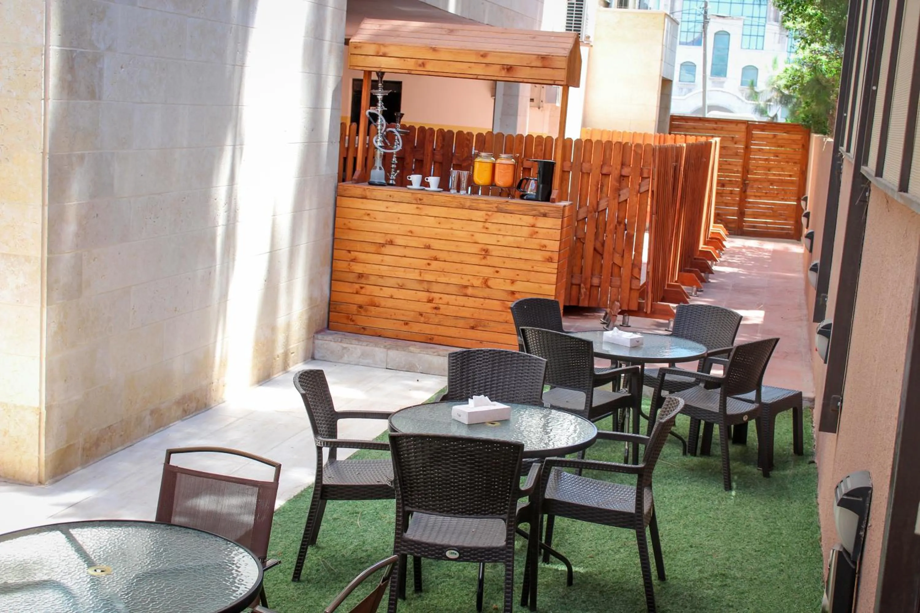 Restaurant/places to eat in Almond Hotel Apartments