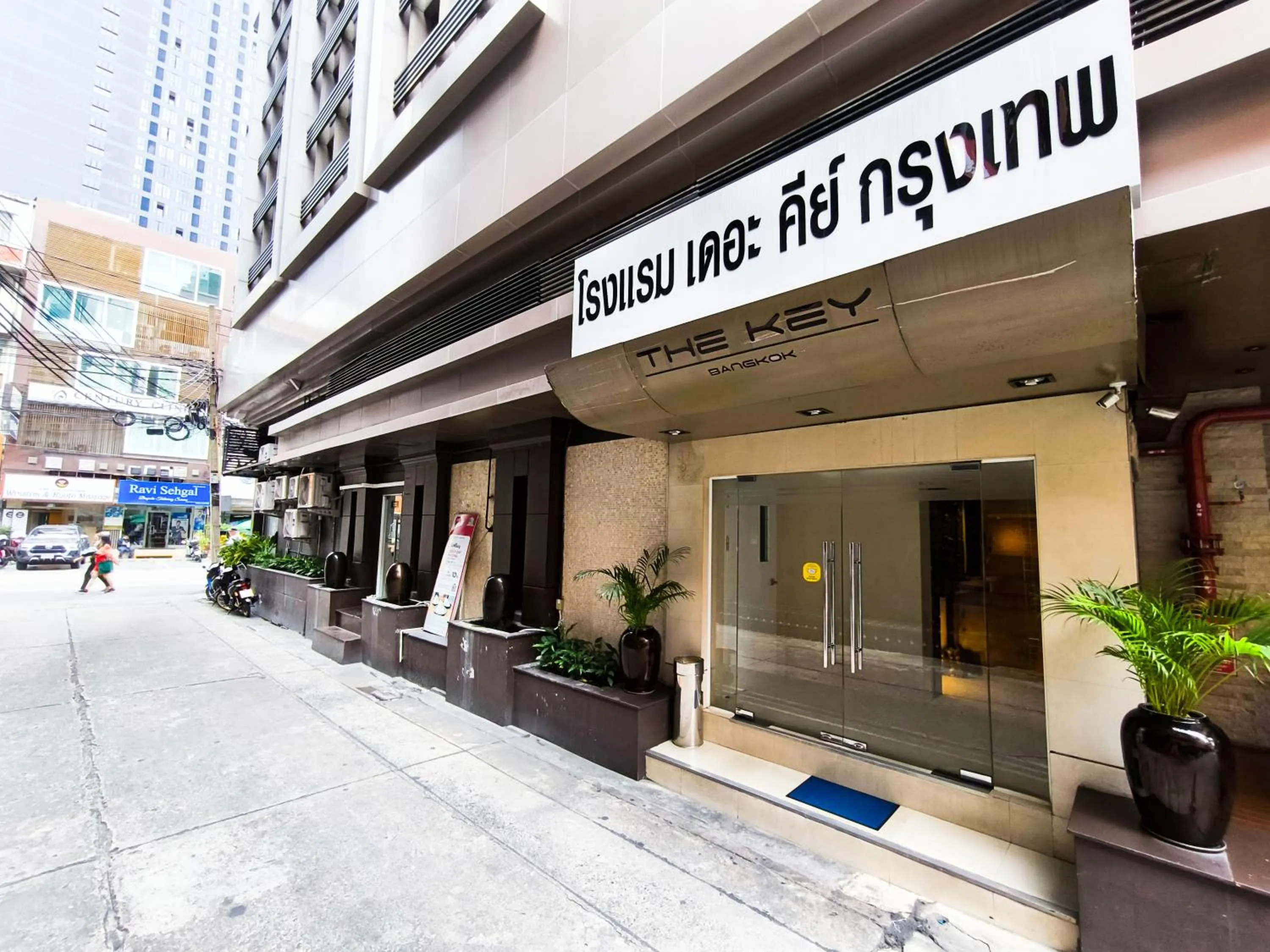 Property building in The Key Bangkok Hotel