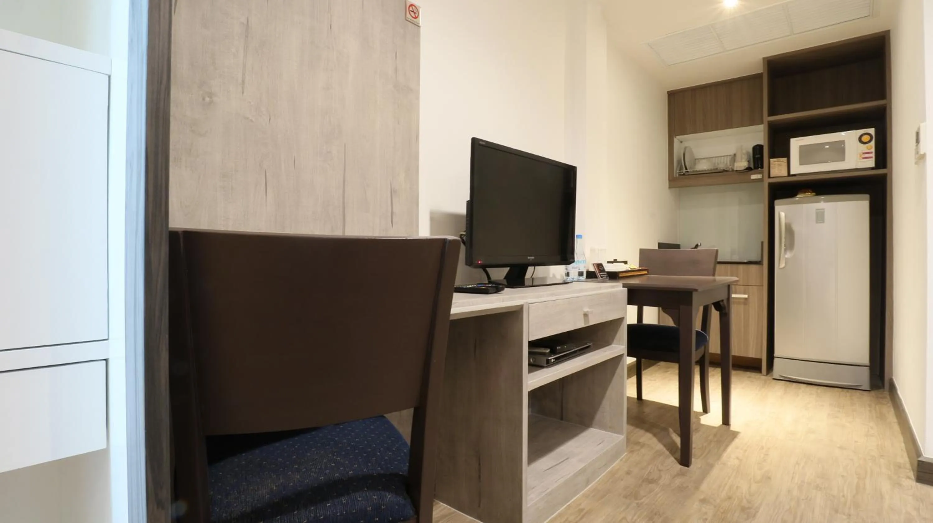Dining area in The Key Bangkok Hotel