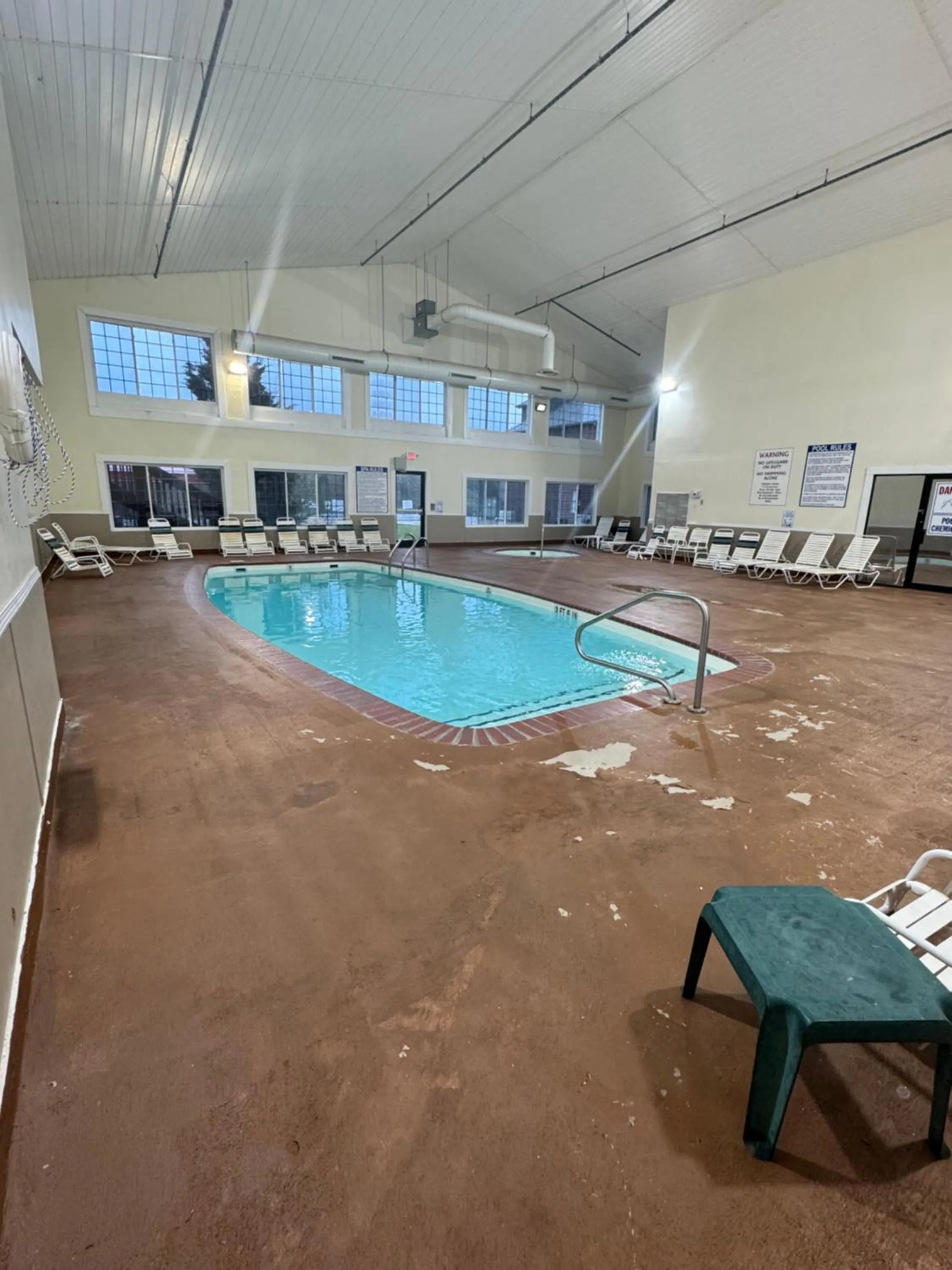 Swimming pool in Santa's Lodge