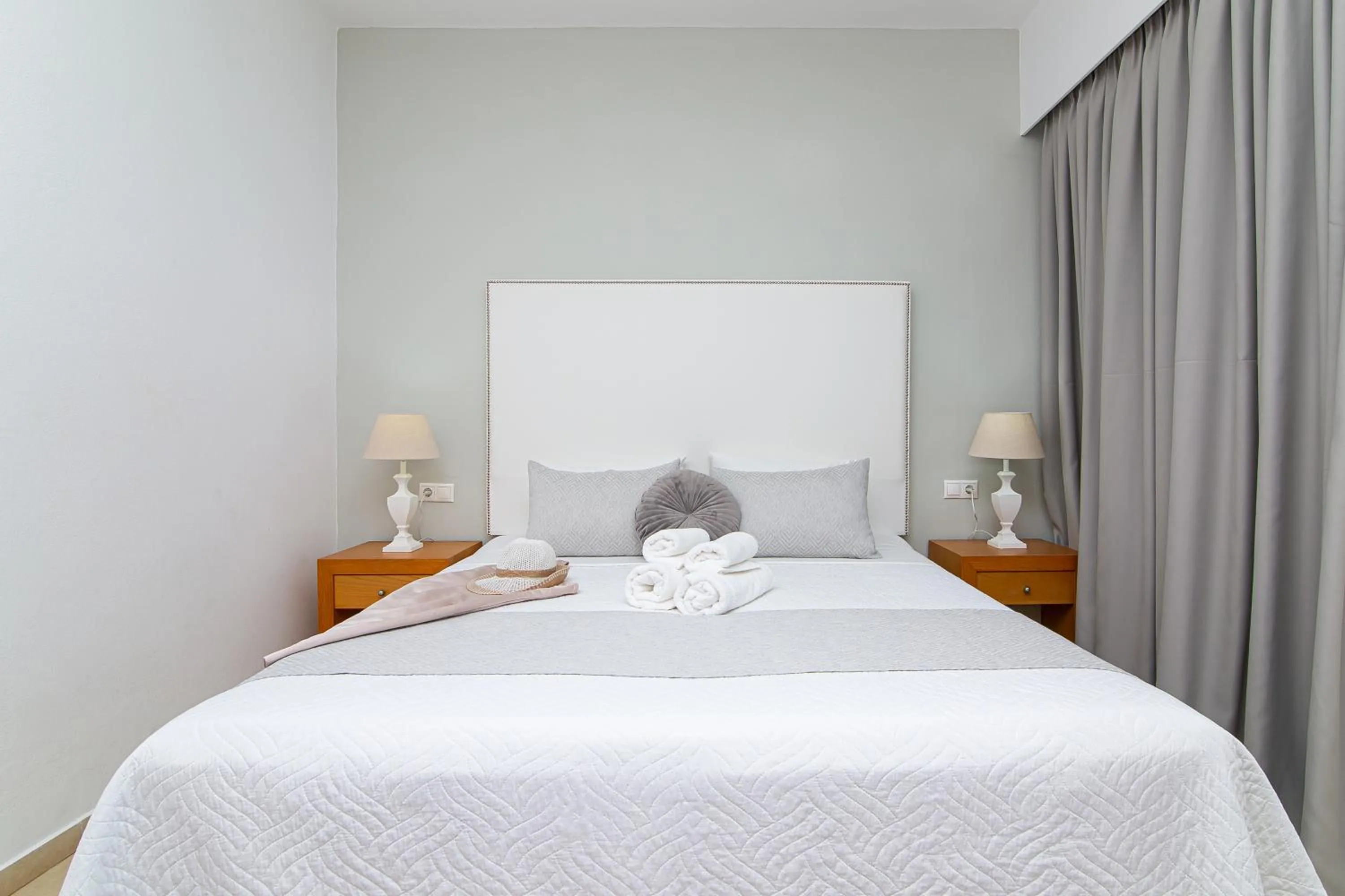 Bed in Villa Mare Monte ApartHotel