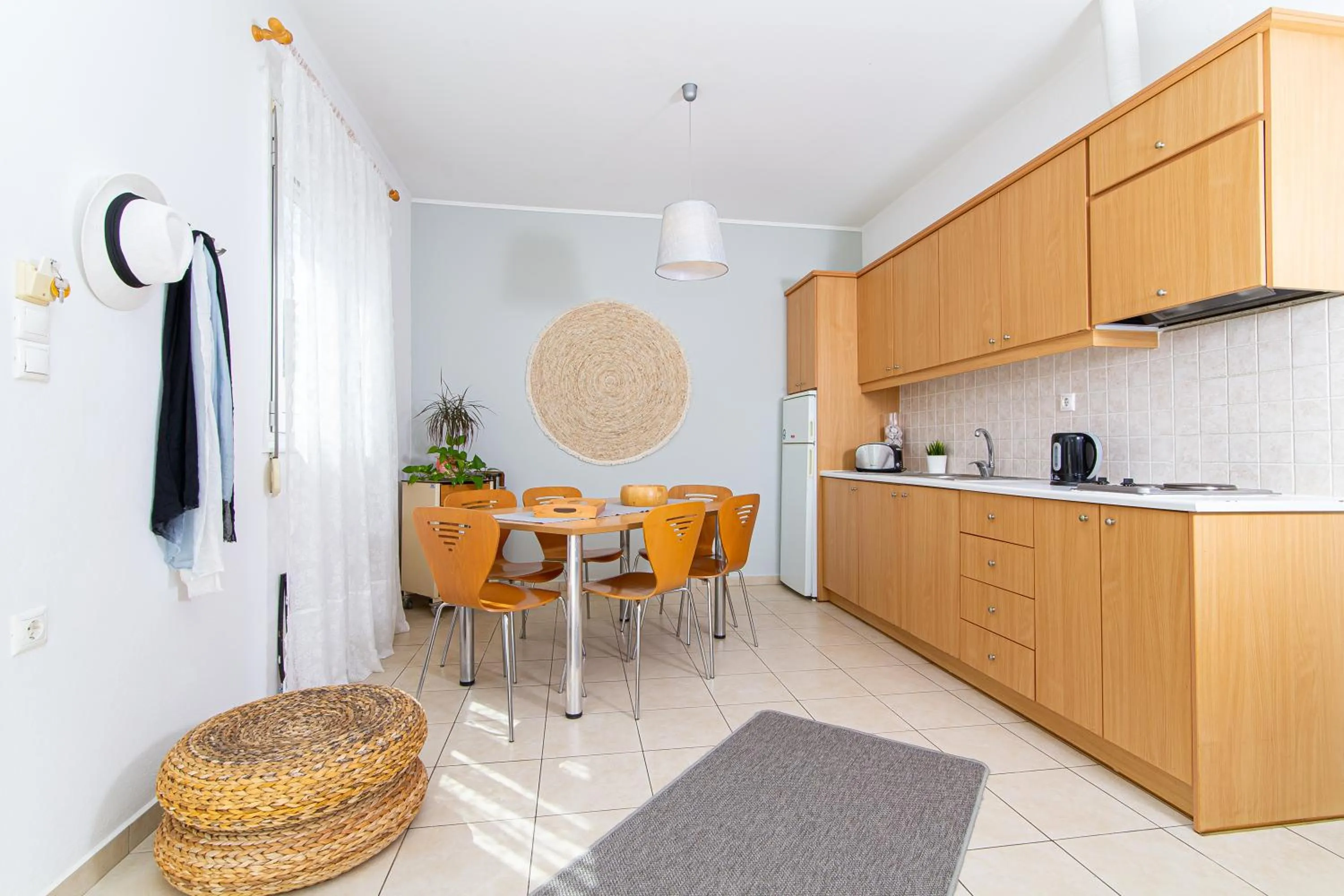 Kitchen or kitchenette in Villa Mare Monte ApartHotel