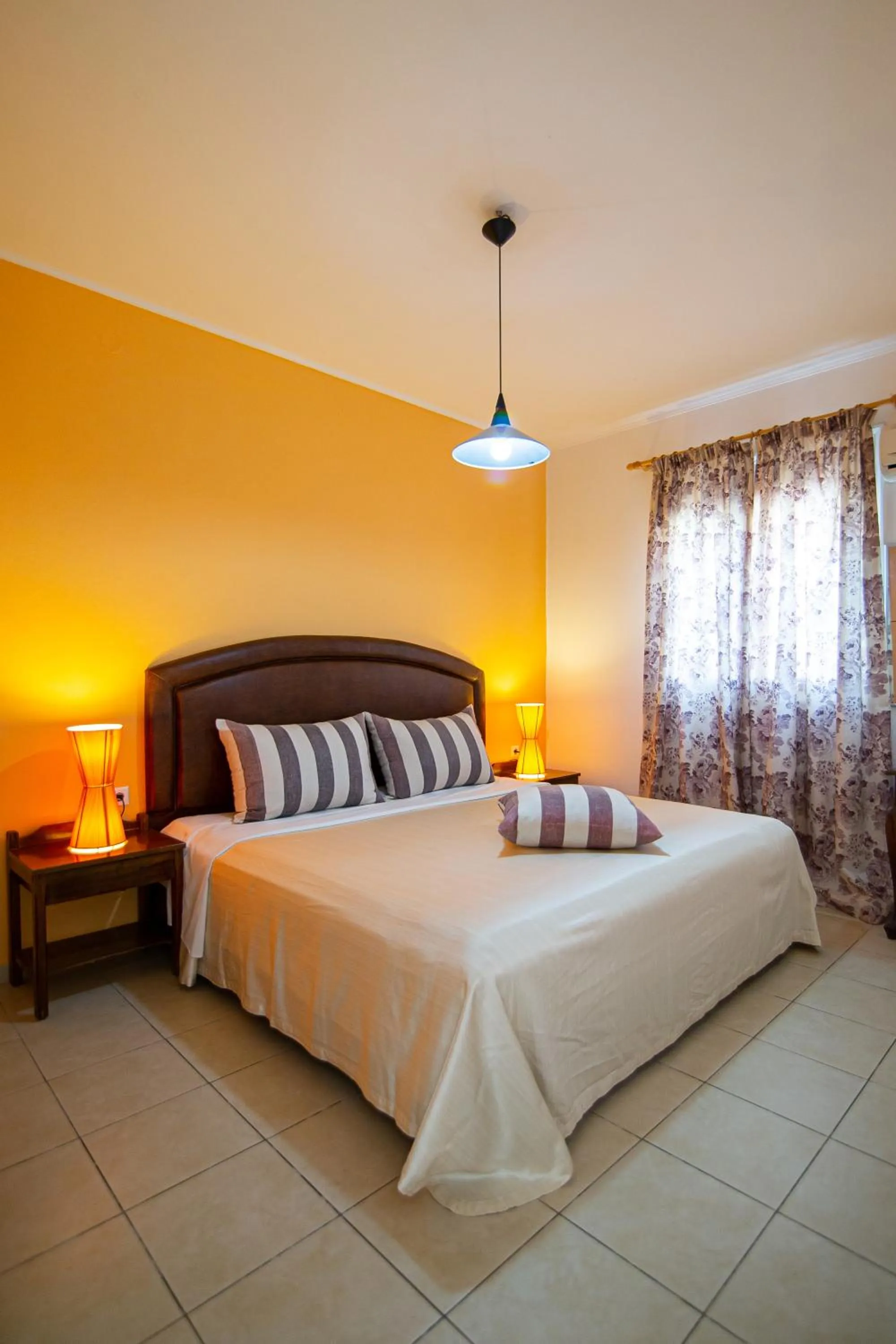 Bedroom, Bed in Villa Mare Monte ApartHotel