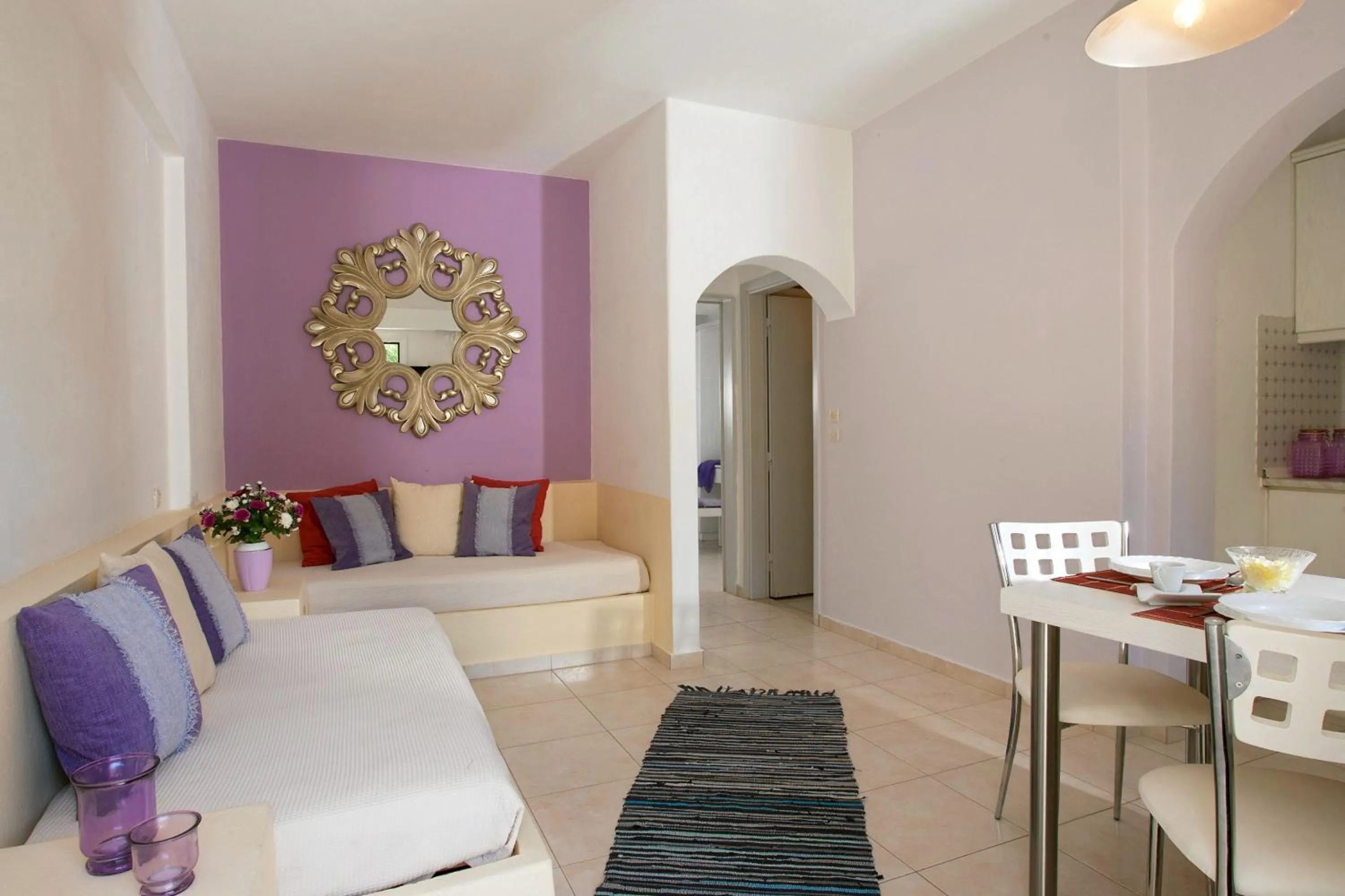 Kitchen or kitchenette in Villa Mare Monte ApartHotel