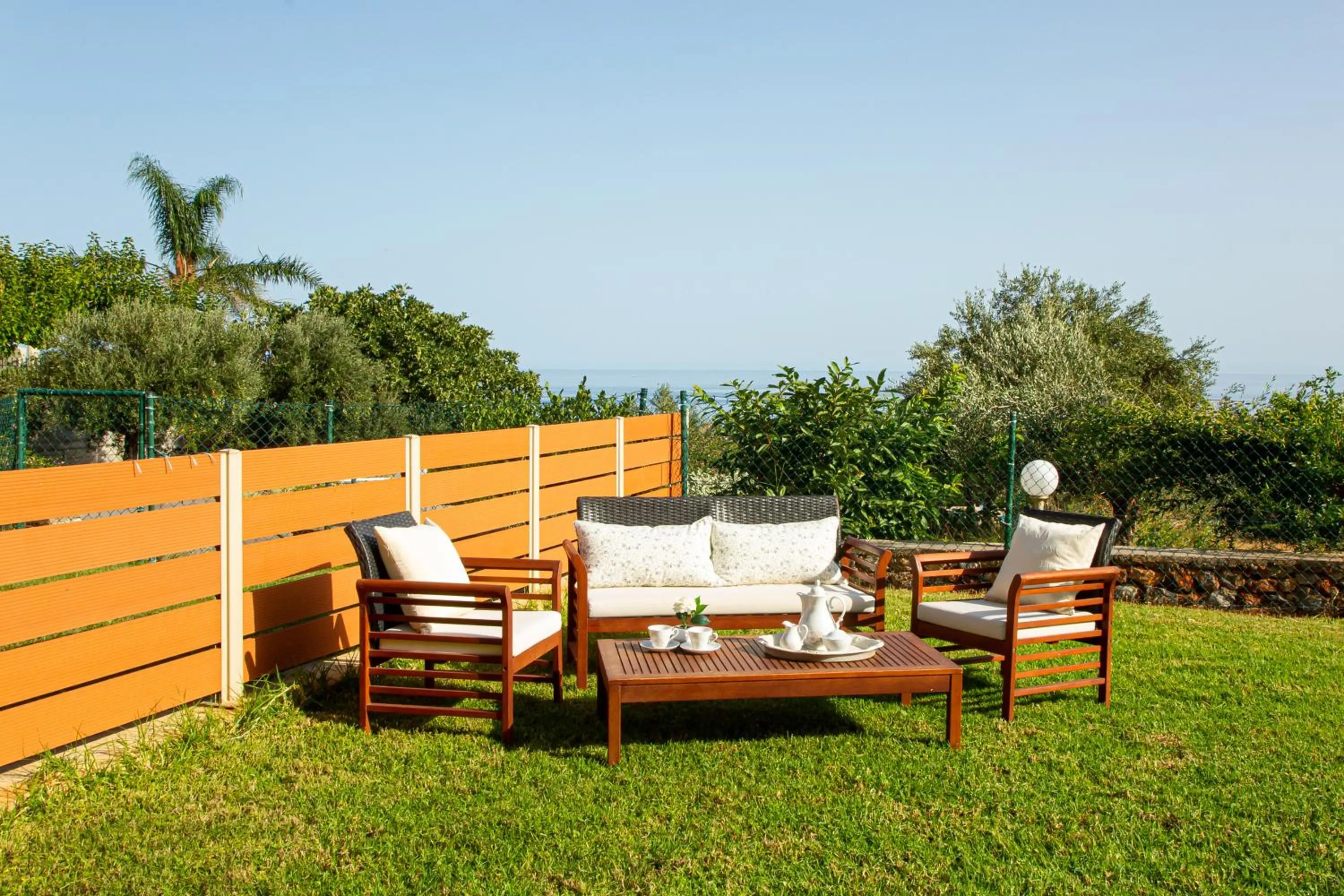 Patio in Villa Mare Monte ApartHotel