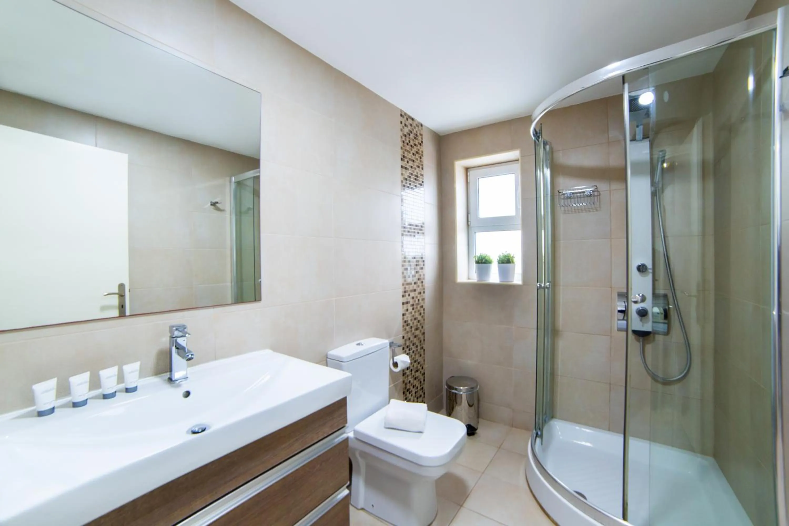 Bathroom in Villa Mare Monte ApartHotel