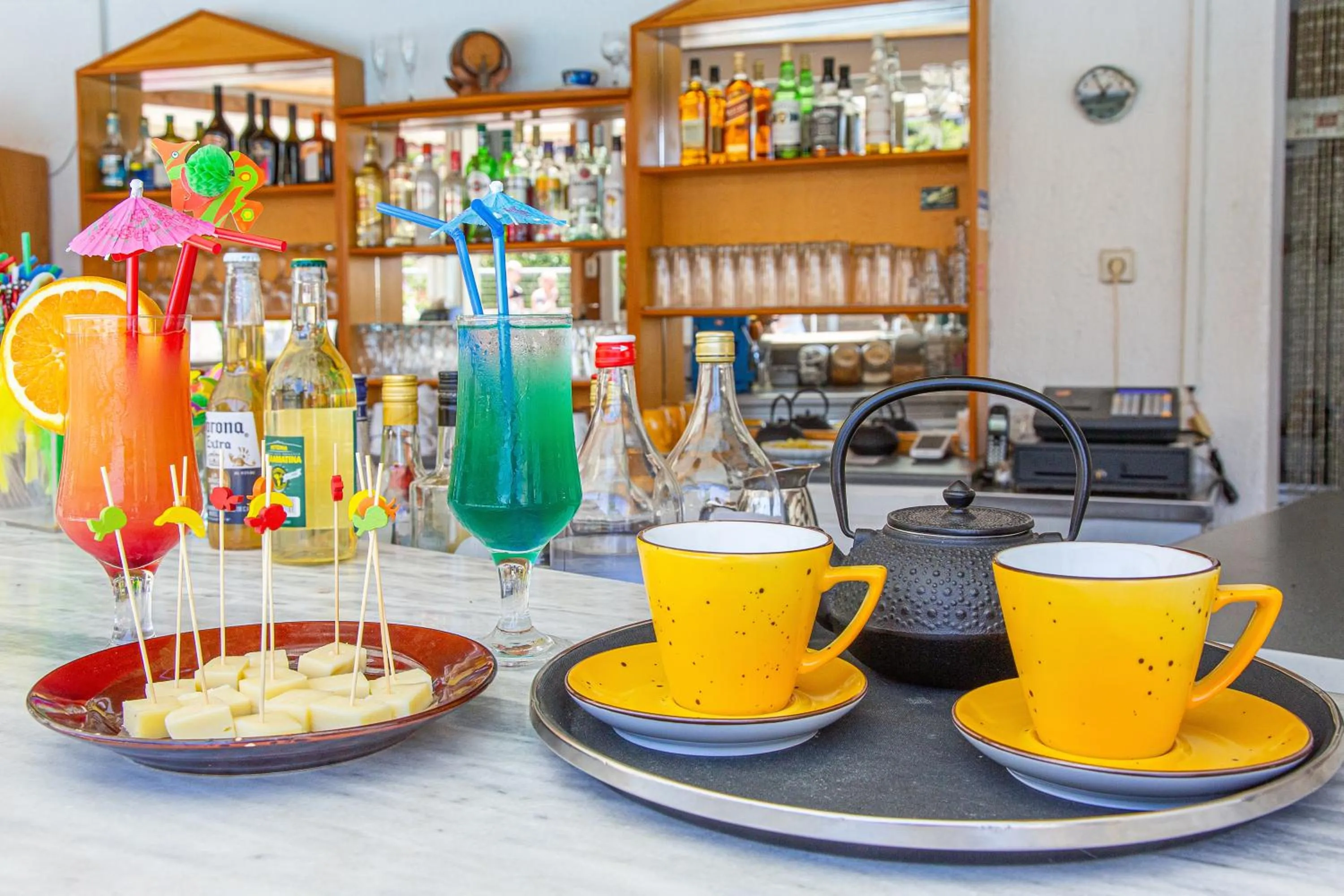 Lounge or bar in Villa Mare Monte ApartHotel