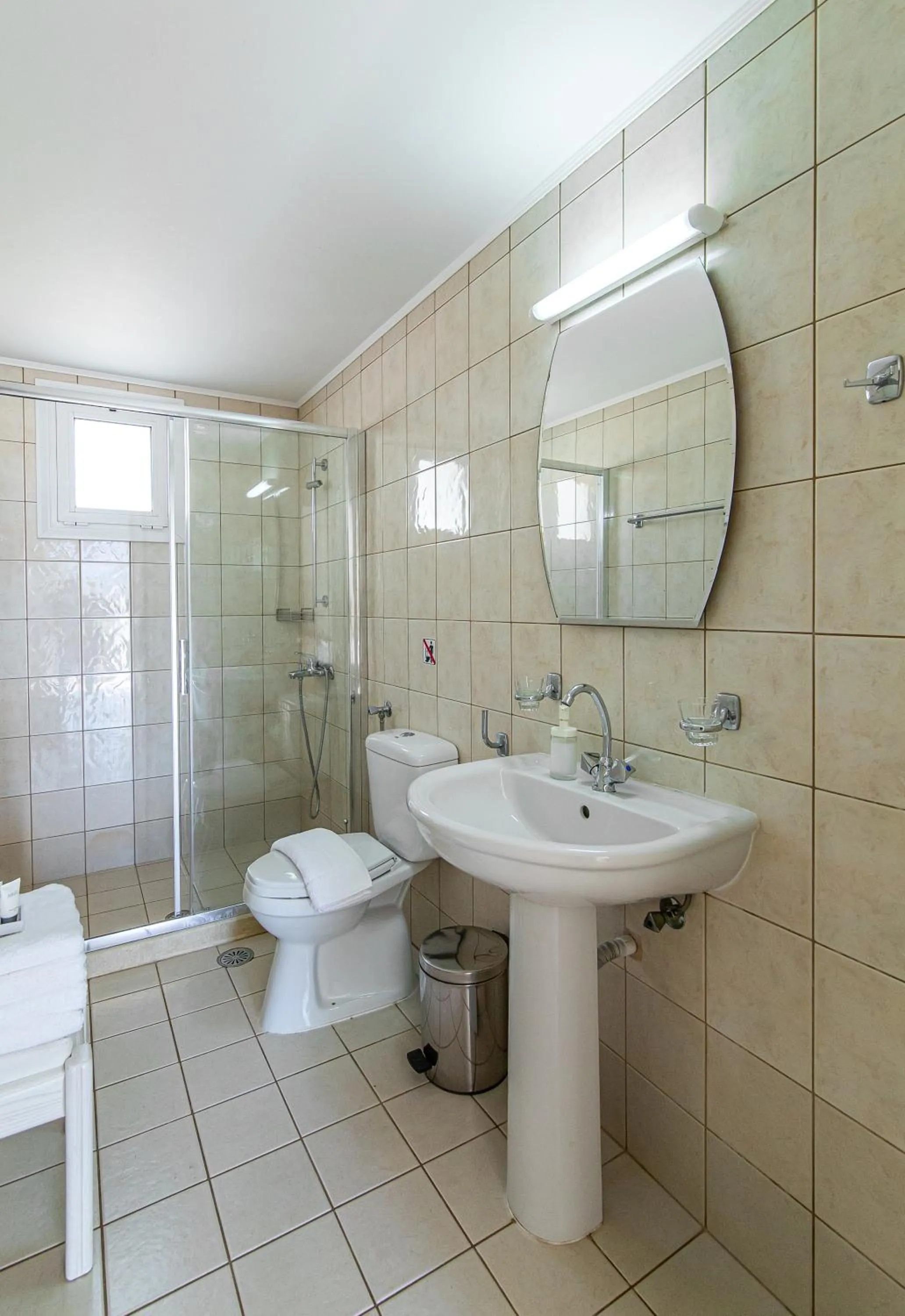 Bathroom in Villa Mare Monte ApartHotel