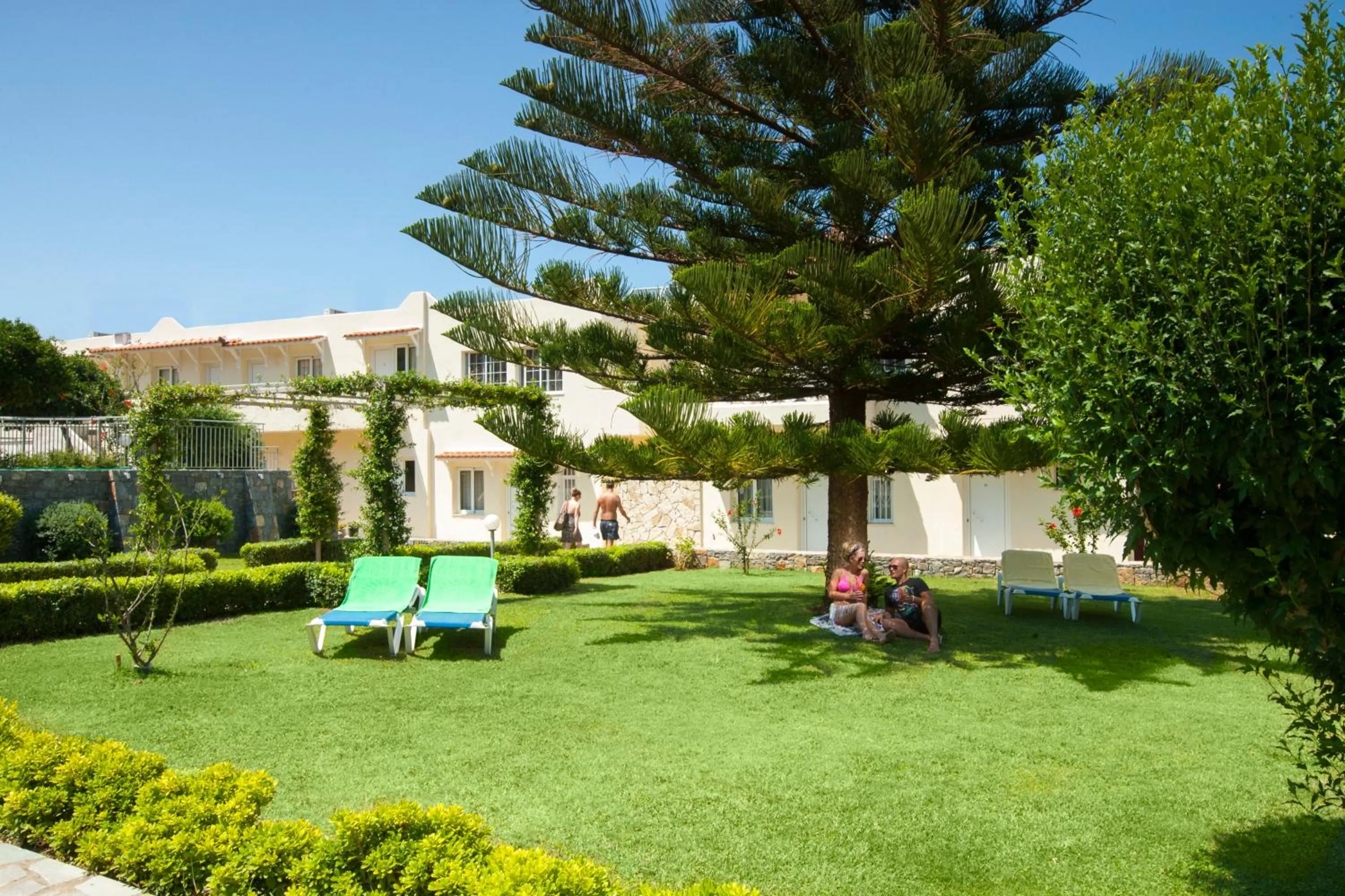 Facade/entrance in Villa Mare Monte ApartHotel