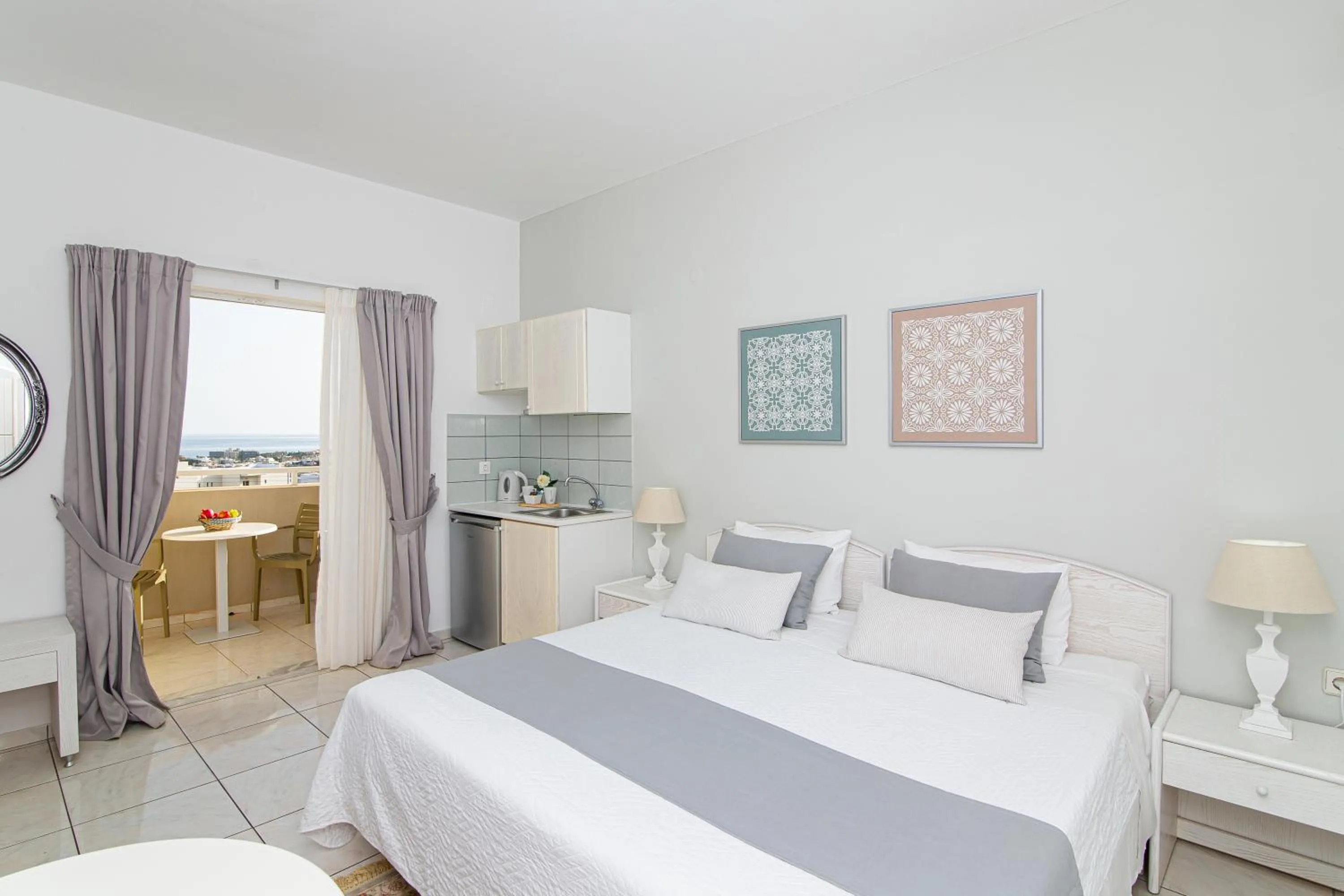 Photo of the whole room, Bed in Villa Mare Monte ApartHotel