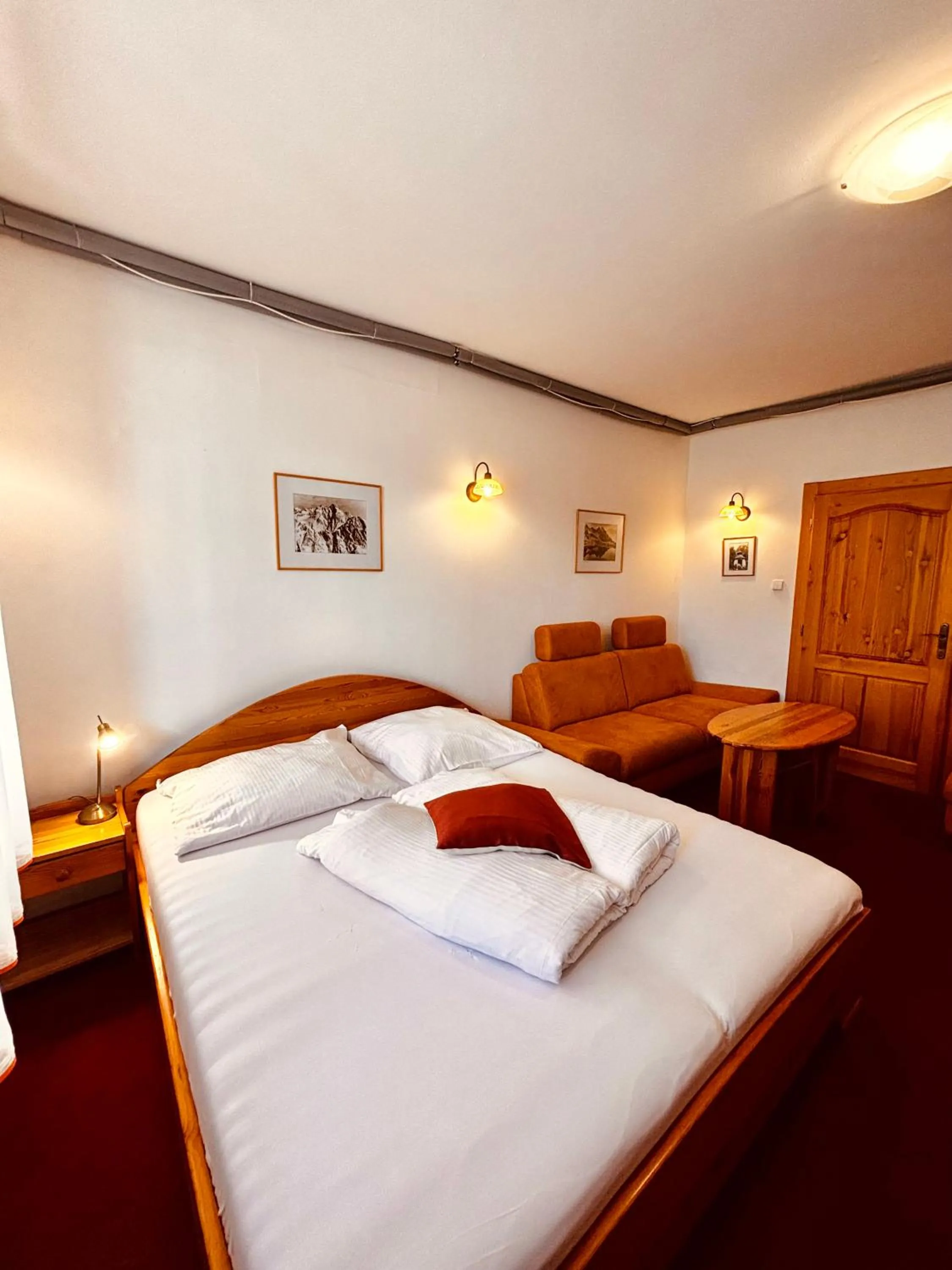 Double Room with Kitchenette in Penzión Teniscentrum