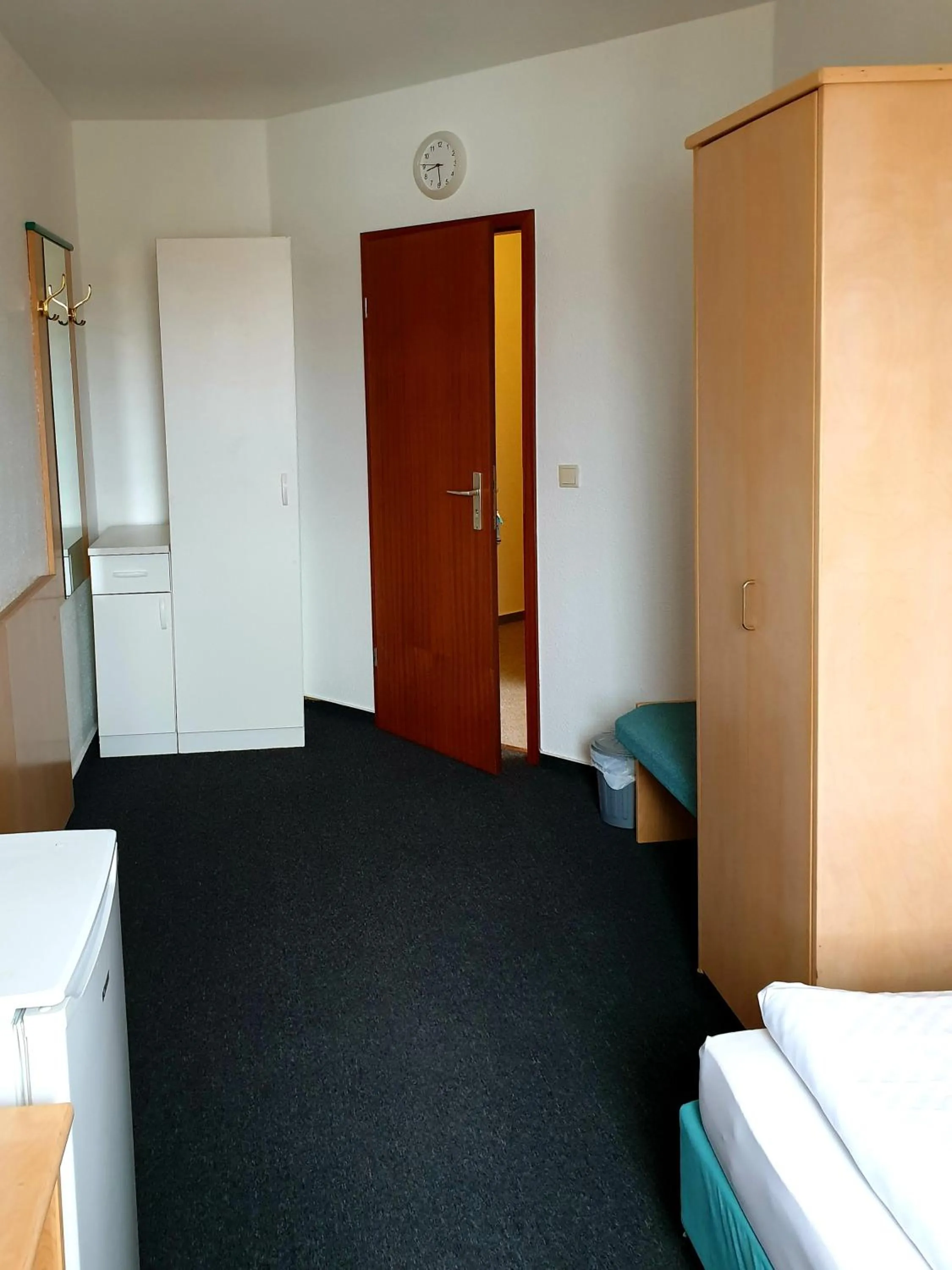 Bed in Hotel-Pension ODIN