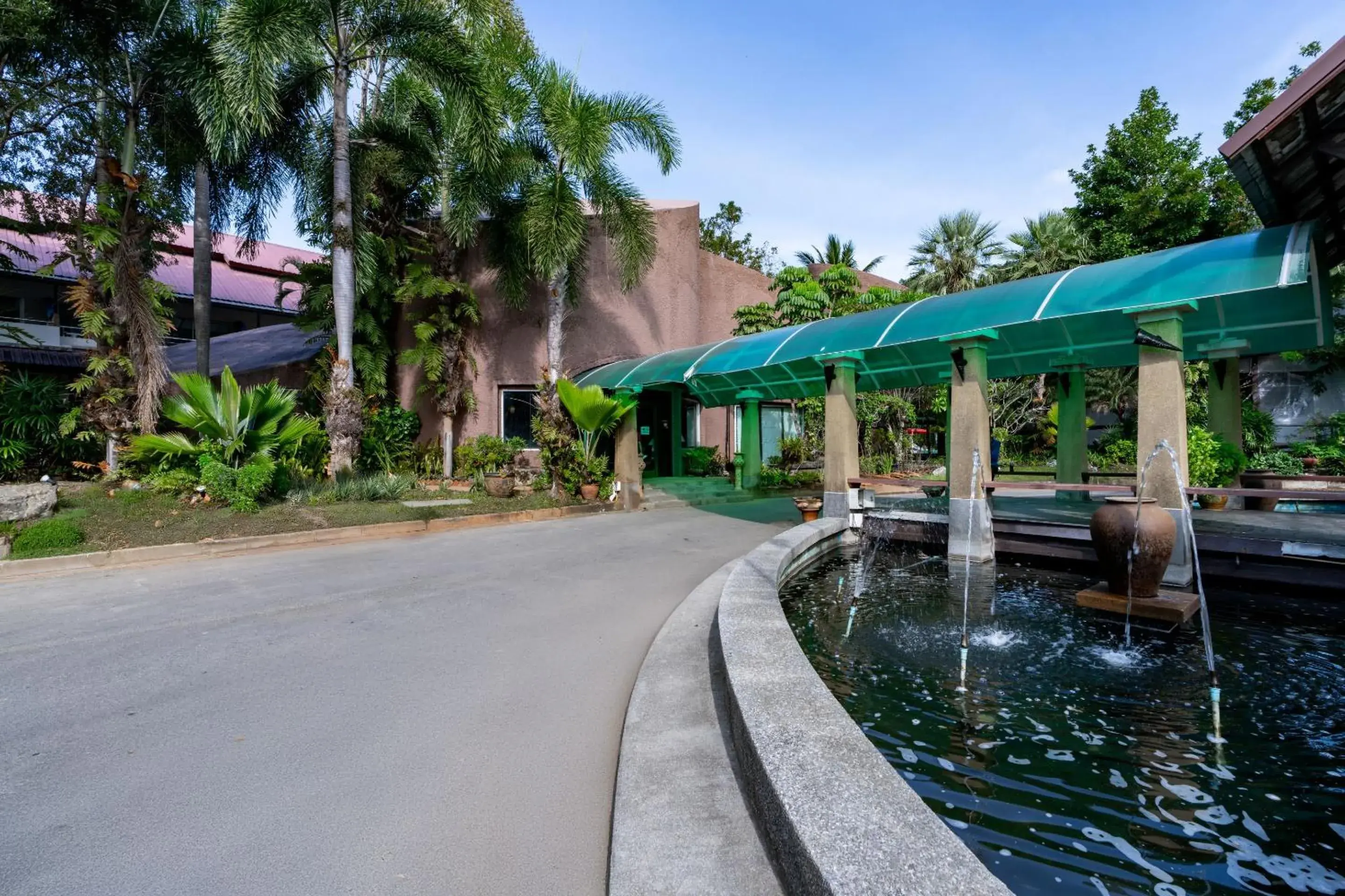 Property building in Ao Nang Timber House Property building in Ao Nang Timber House