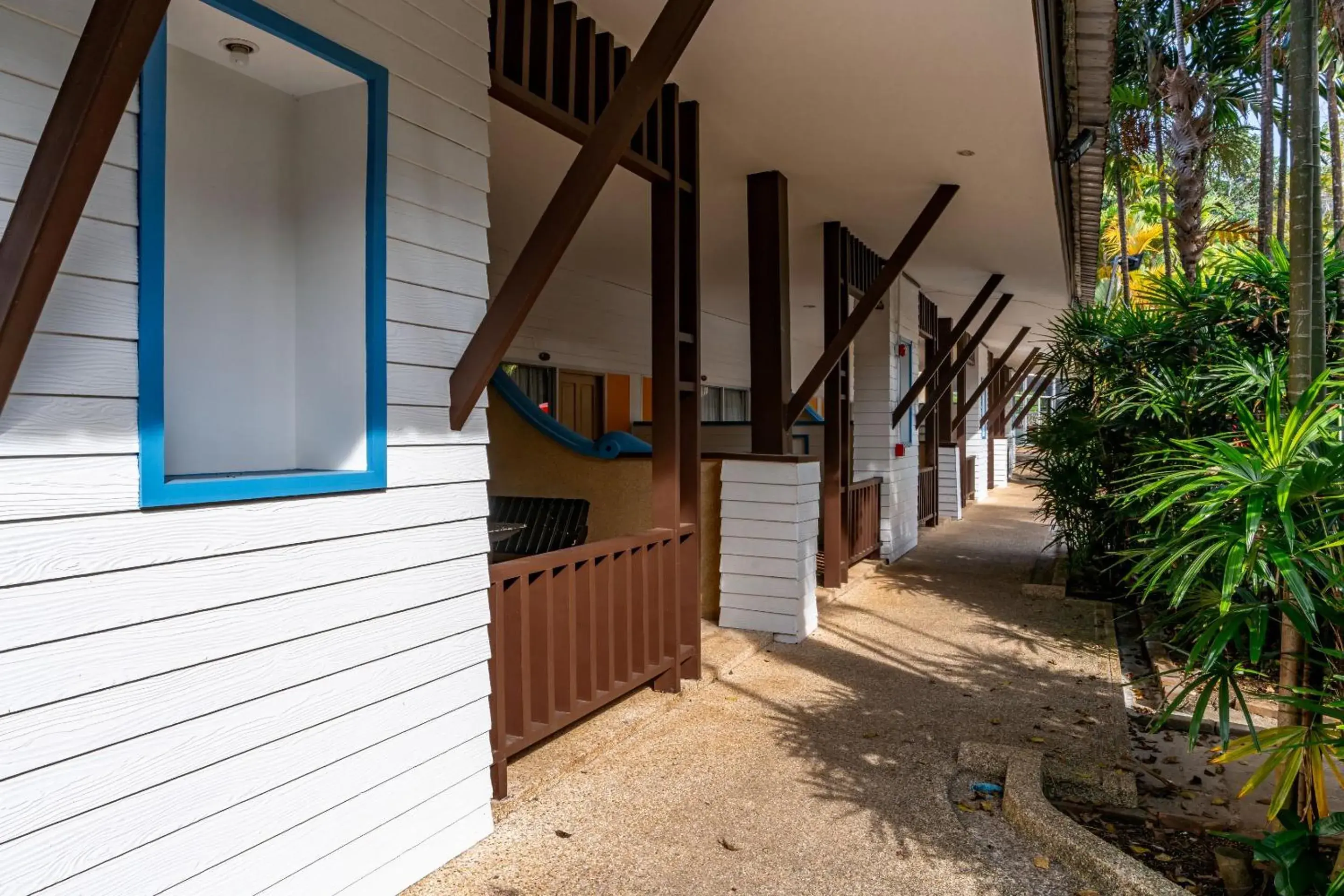 Property building in Ao Nang Timber House Property building in Ao Nang Timber House