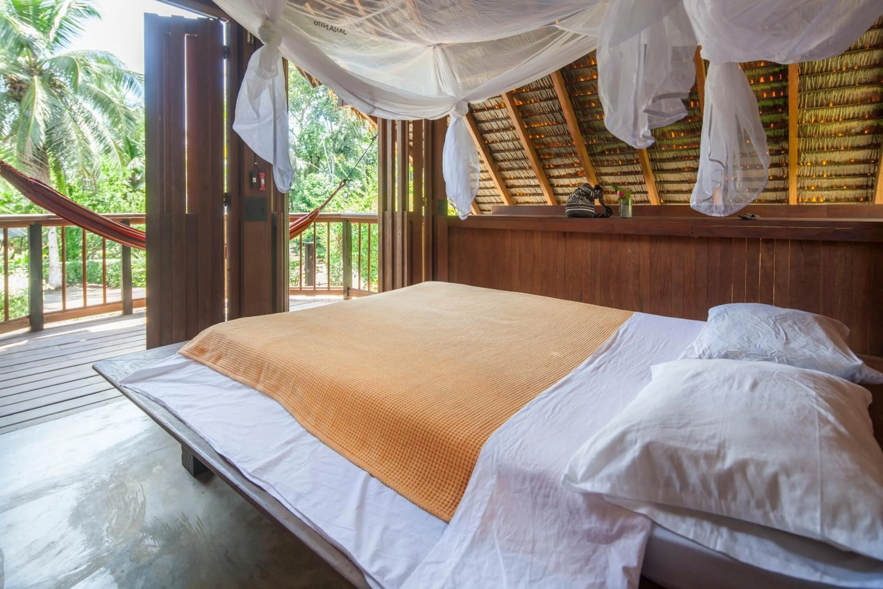 Bed in La Kuka Hotel - Nuquí
