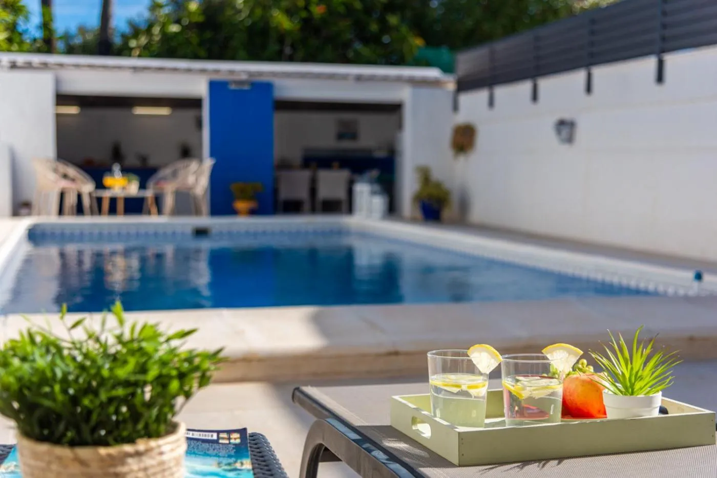 Swimming pool in Villa Anais - PlusHolidays