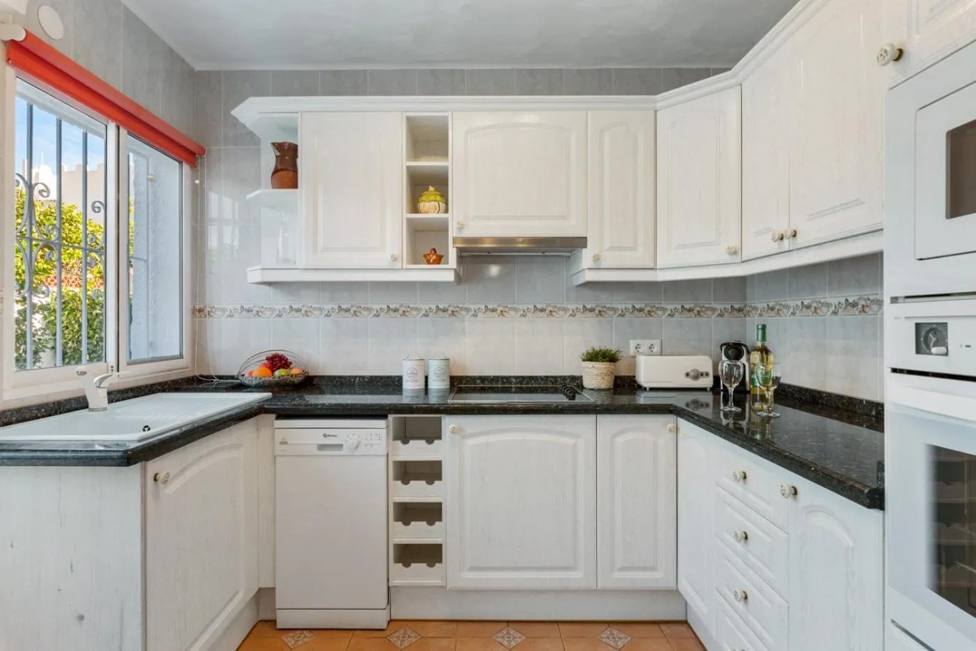 Kitchen or kitchenette in Villa Anais - PlusHolidays