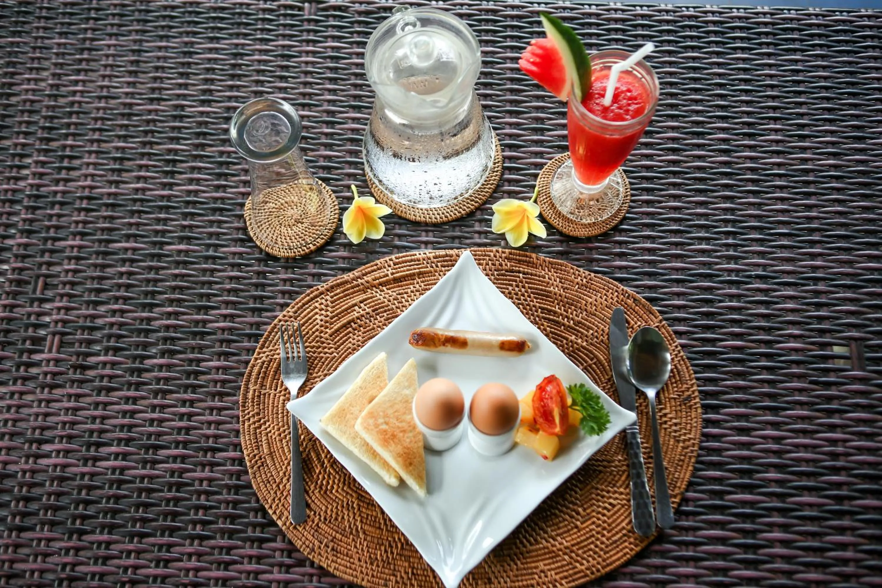 Breakfast in Capung Cottages