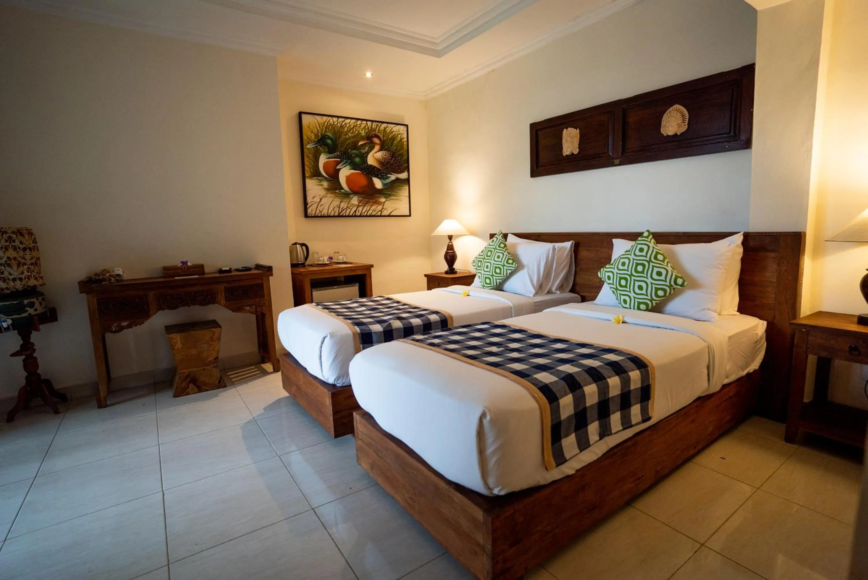 Photo of the whole room, Bed in Capung Cottages