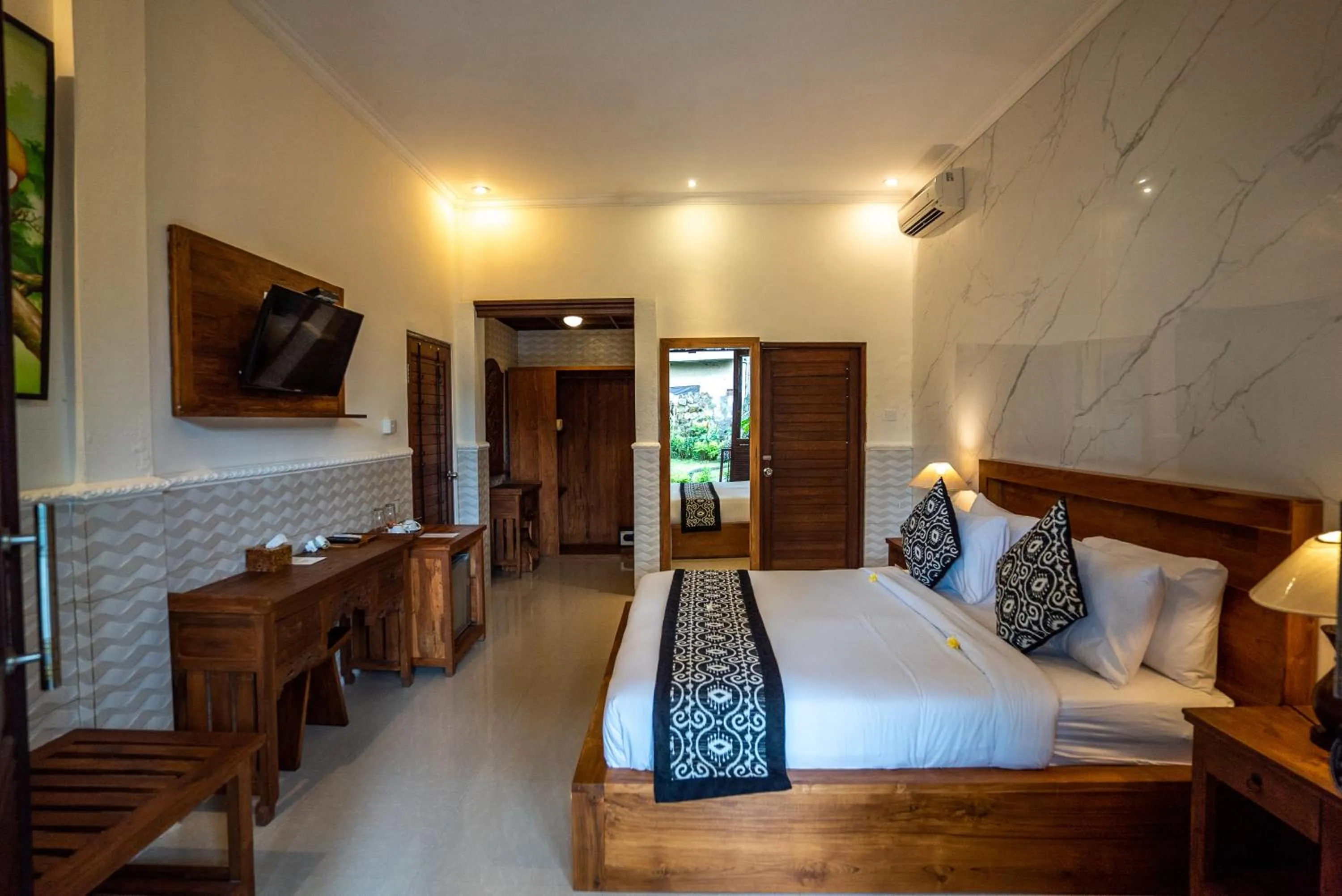 Photo of the whole room, Bed in Capung Cottages