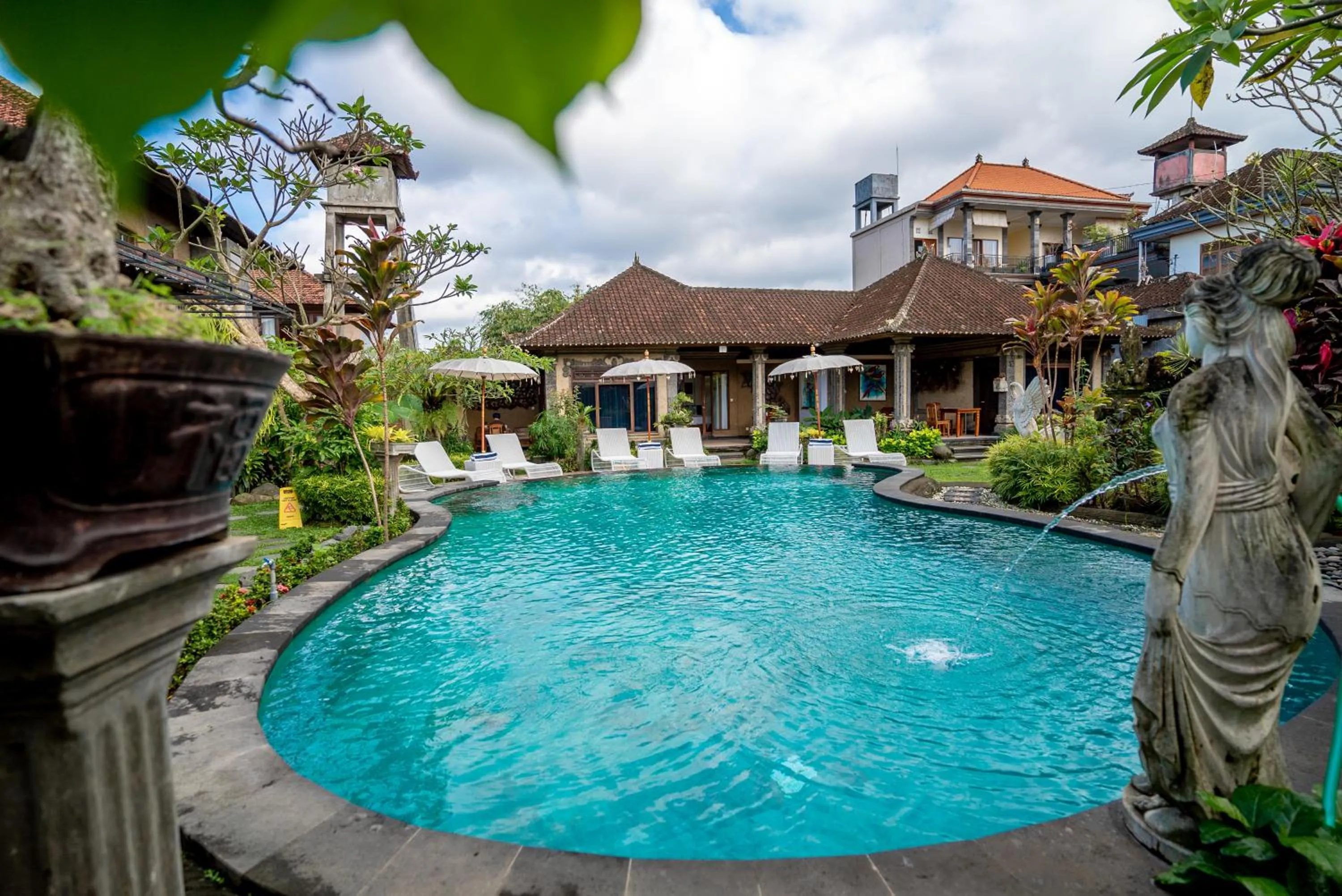 Swimming pool in Capung Cottages