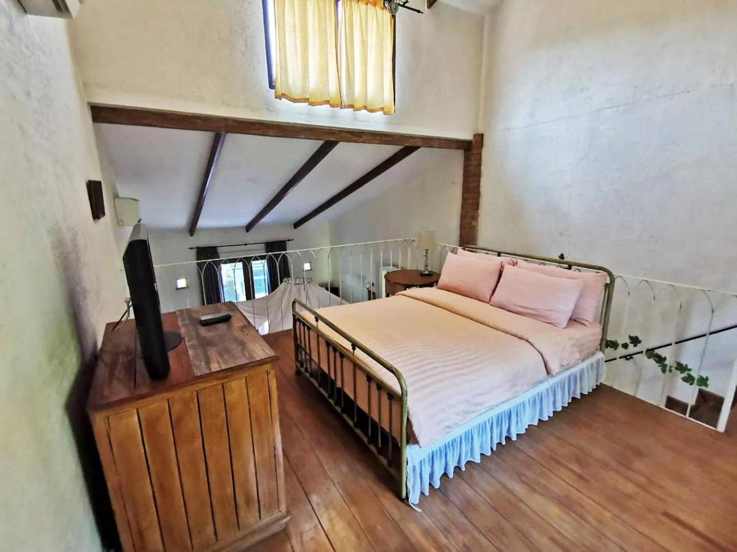 Photo of the whole room, Bed in La Toscana