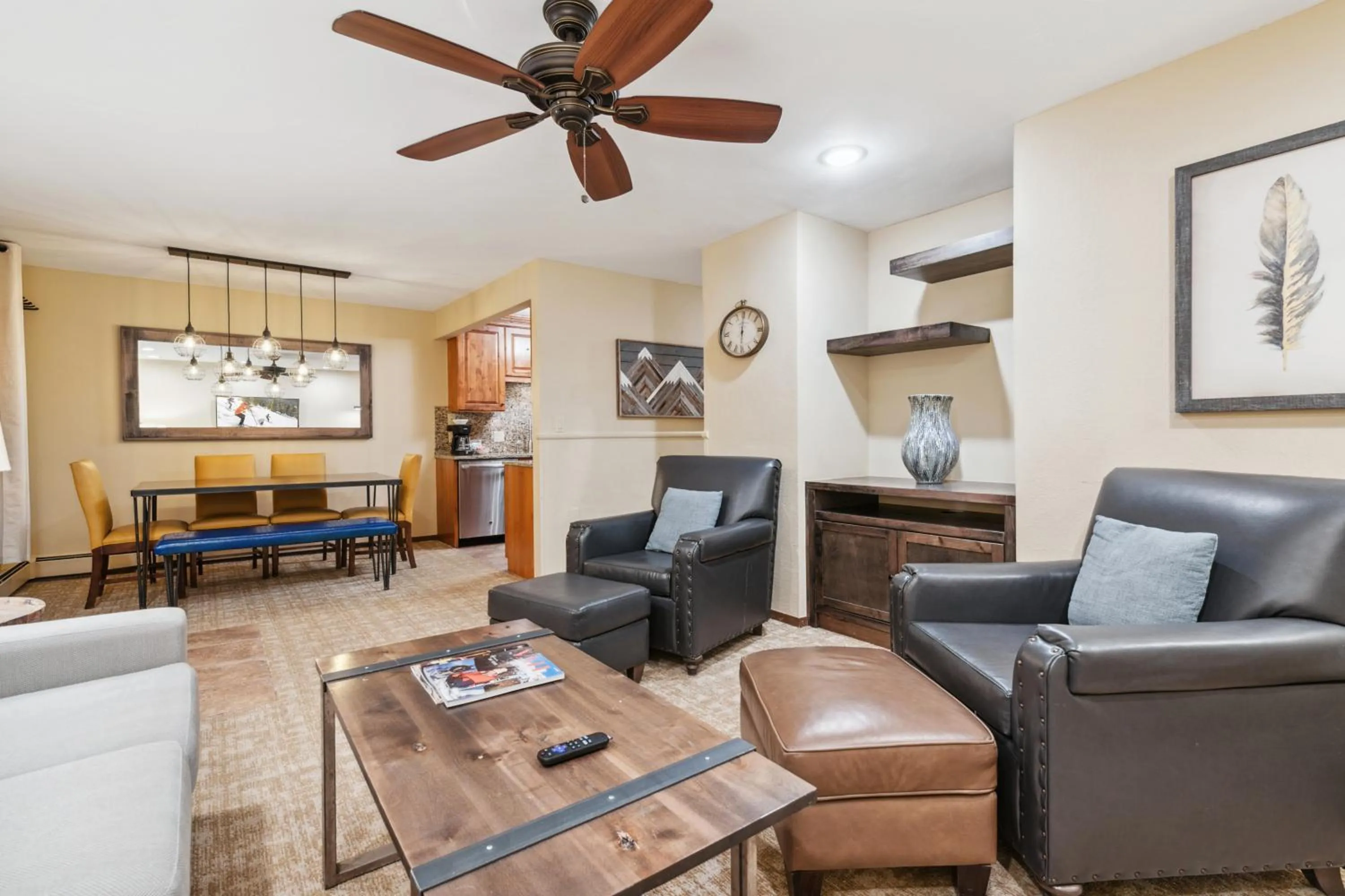 TV and multimedia in Eagle Point Resort