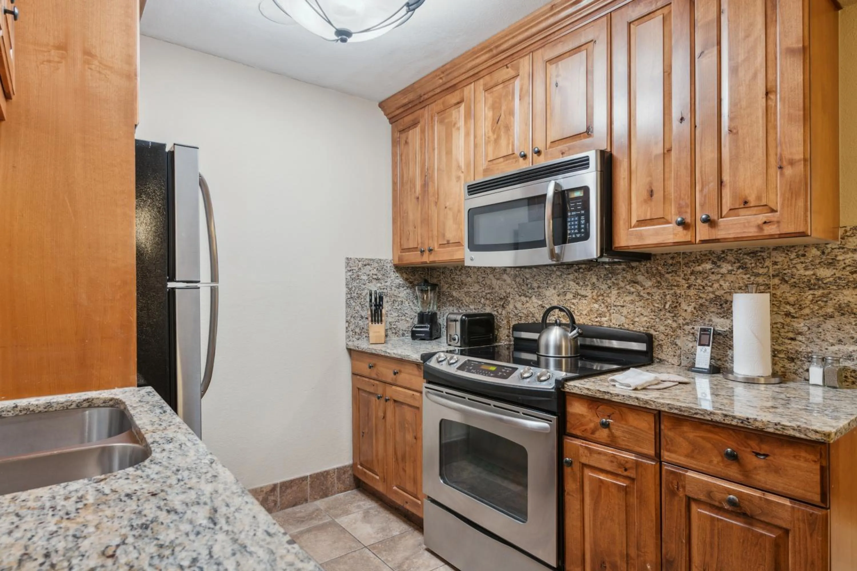 Kitchen or kitchenette in Eagle Point Resort