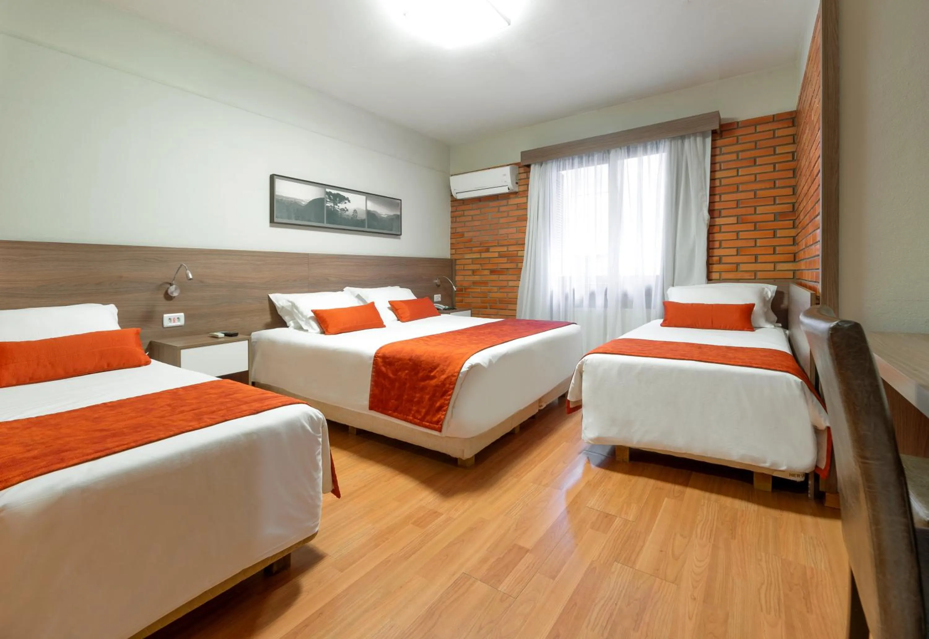 Bedroom, Bed in Hotel Laghetto Gramado