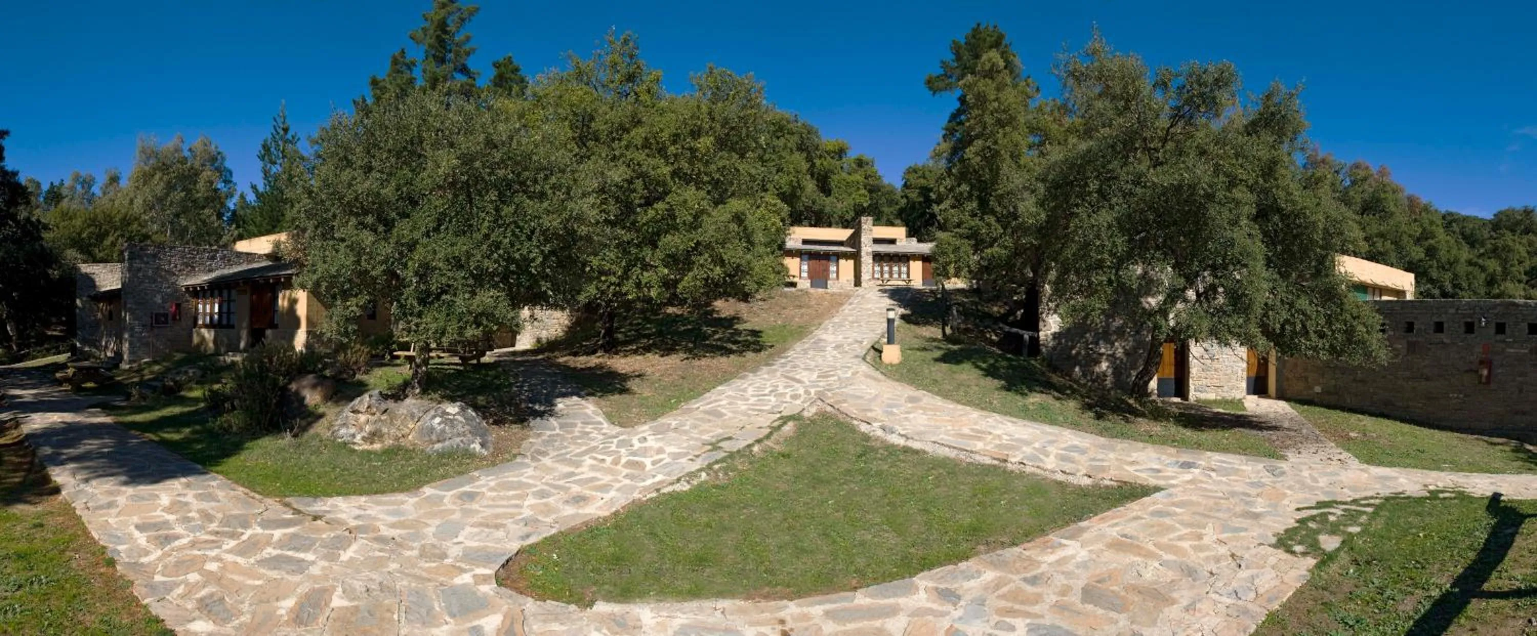 Property building in Albergue Inturjoven Cortes De La Frontera