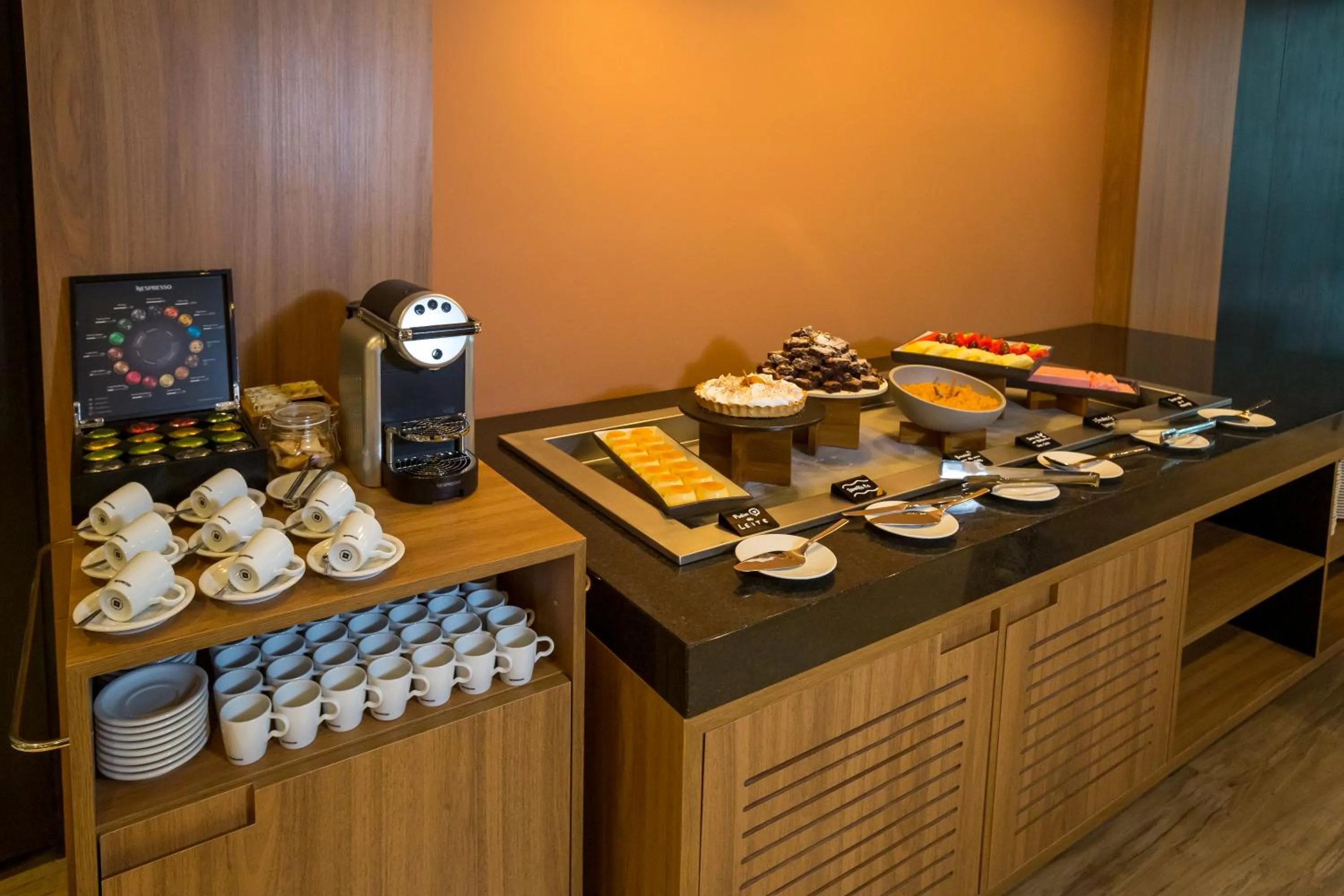 Coffee/tea facilities in Cyan Resort by Atlantica