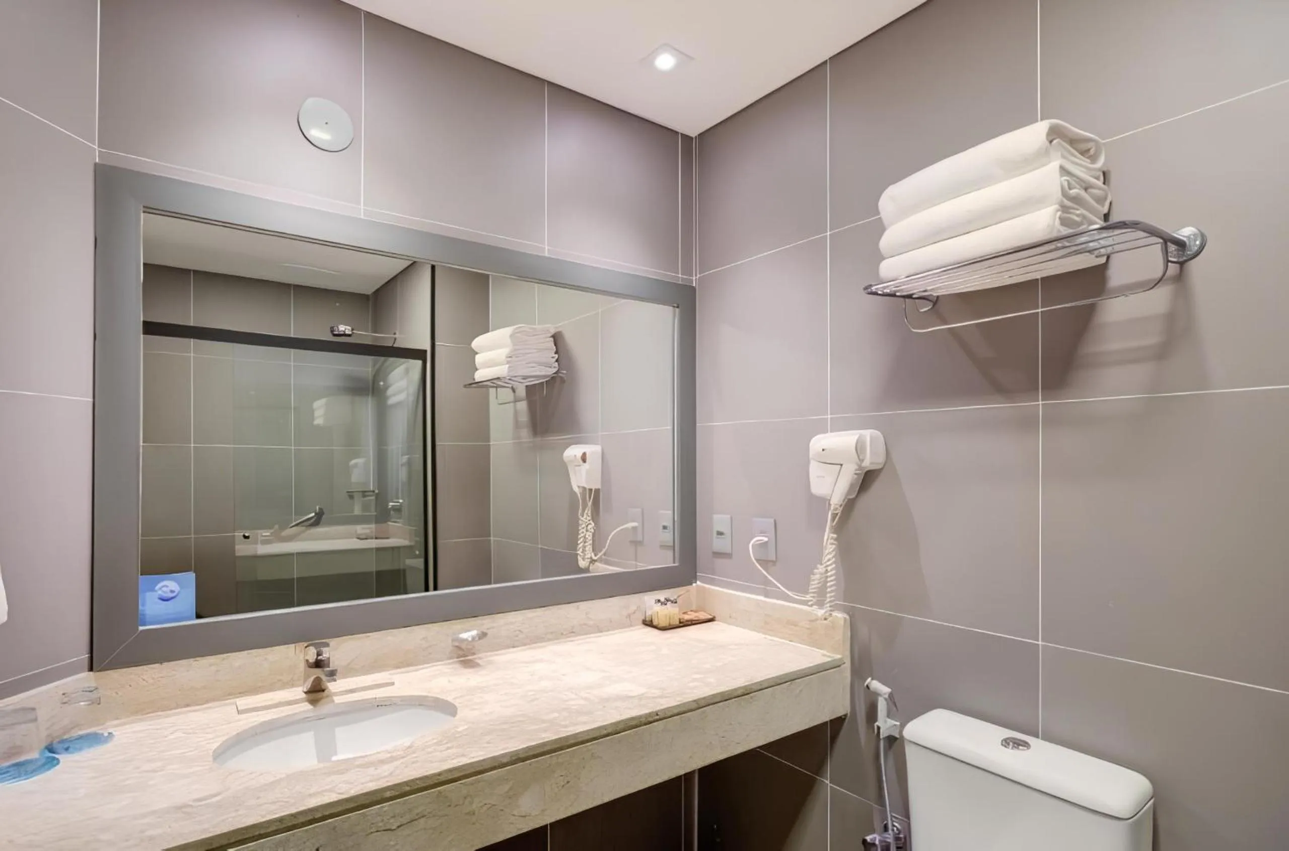 Shower in Cyan Resort by Atlantica