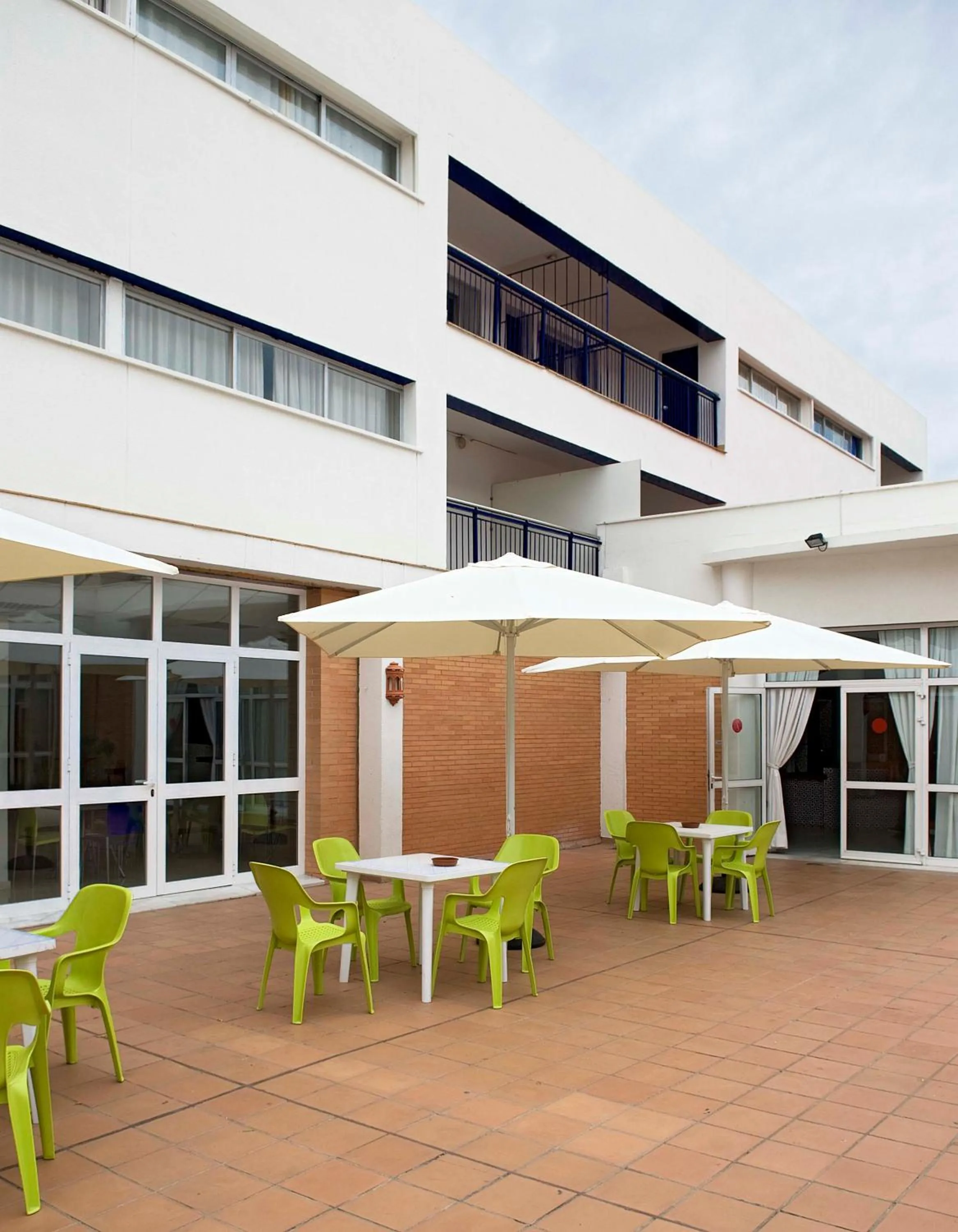 Solarium in Albergue Inturjoven Sevilla