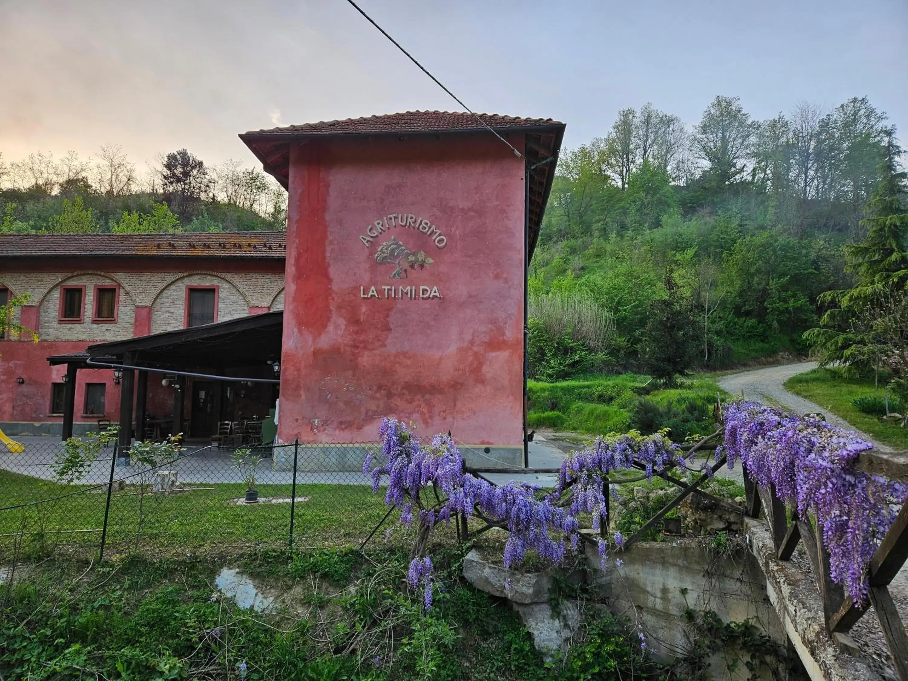 Agriturismo La.Ti.Mi.Da. Agriturismo La.Ti.Mi.Da.