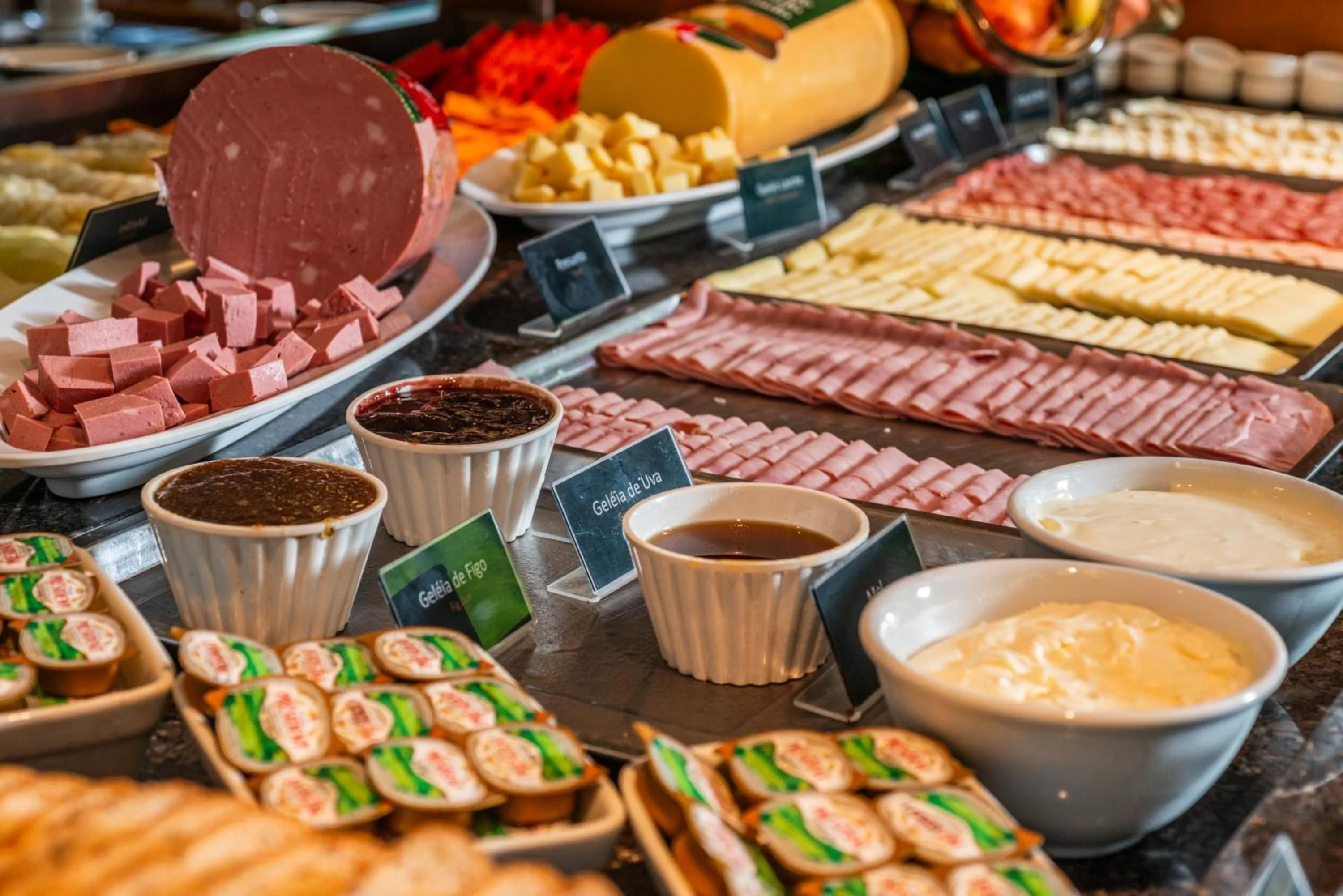 Breakfast in Hotel Laghetto Premio