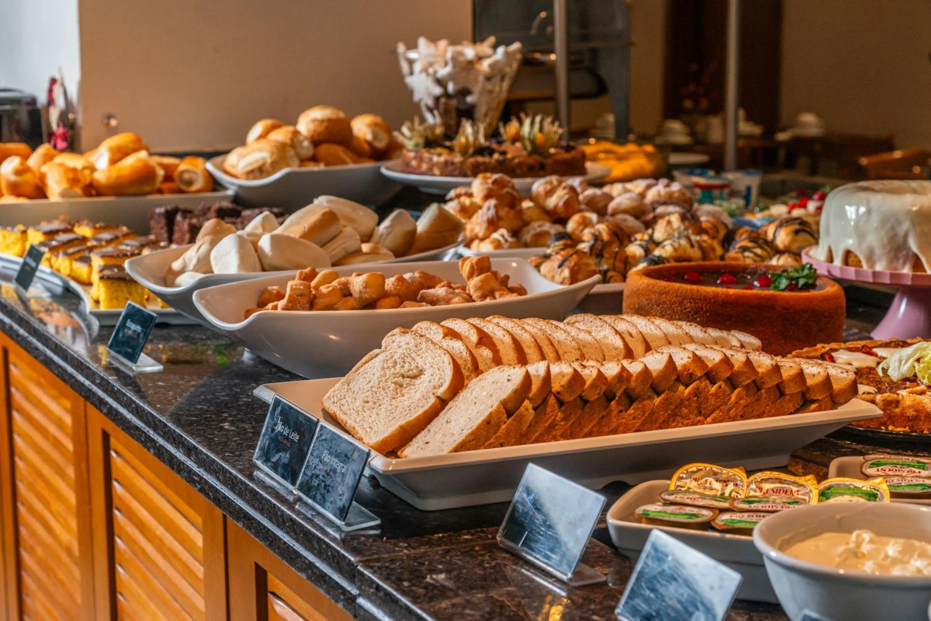 Breakfast in Hotel Laghetto Premio
