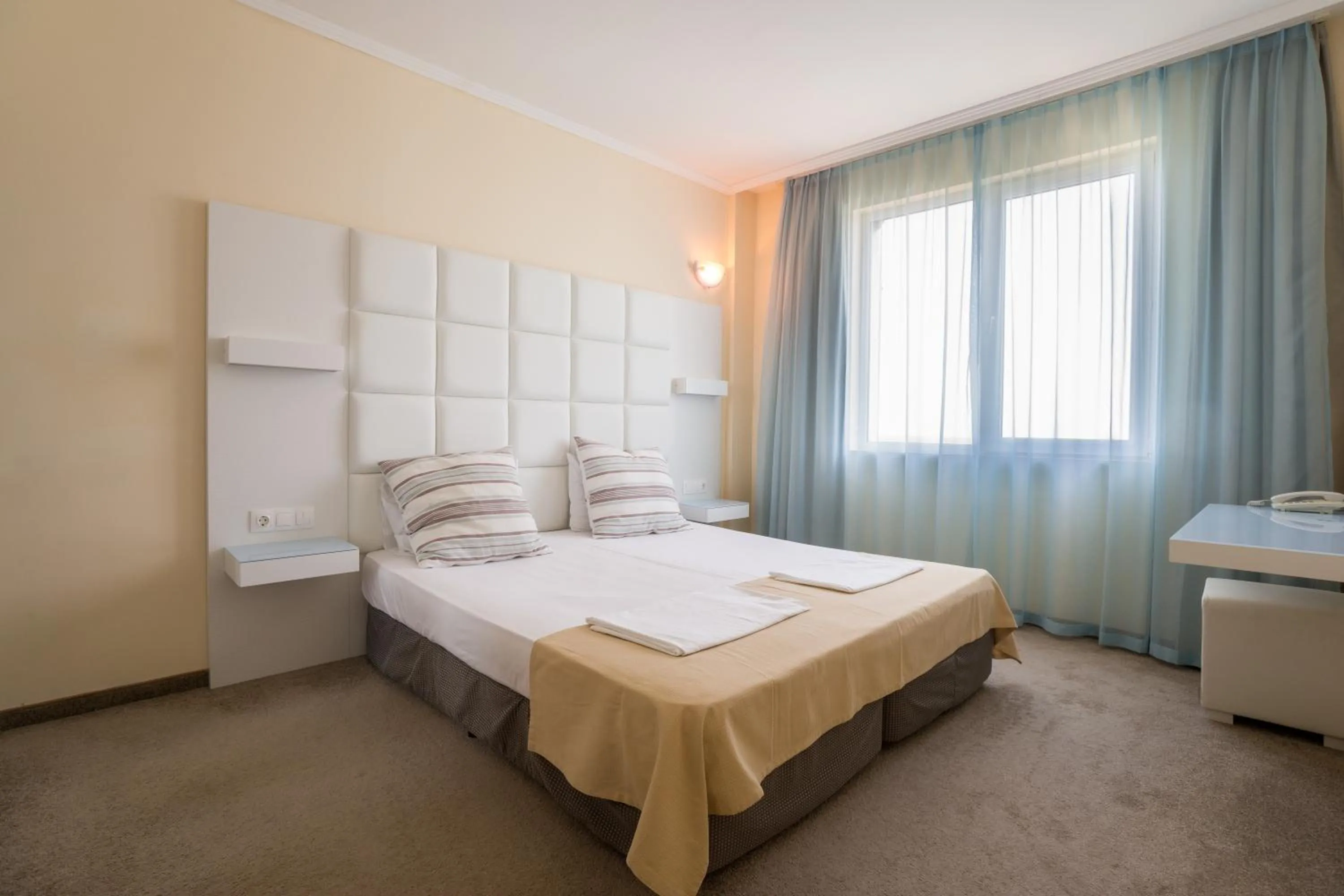 Photo of the whole room, Bed in Hotel Perla Beach Club - All Inclusive