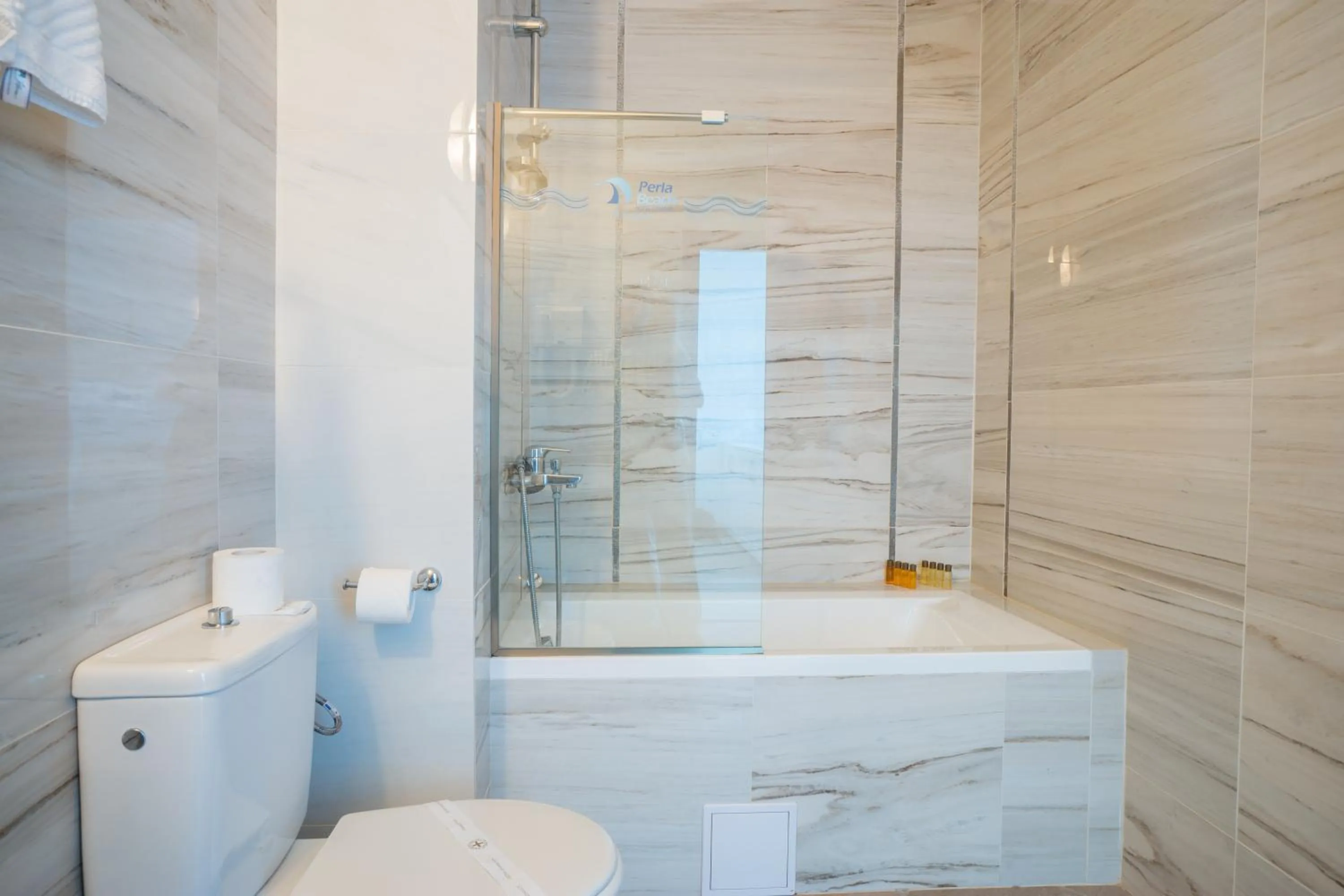 Bathroom in Hotel Perla Beach Club - All Inclusive