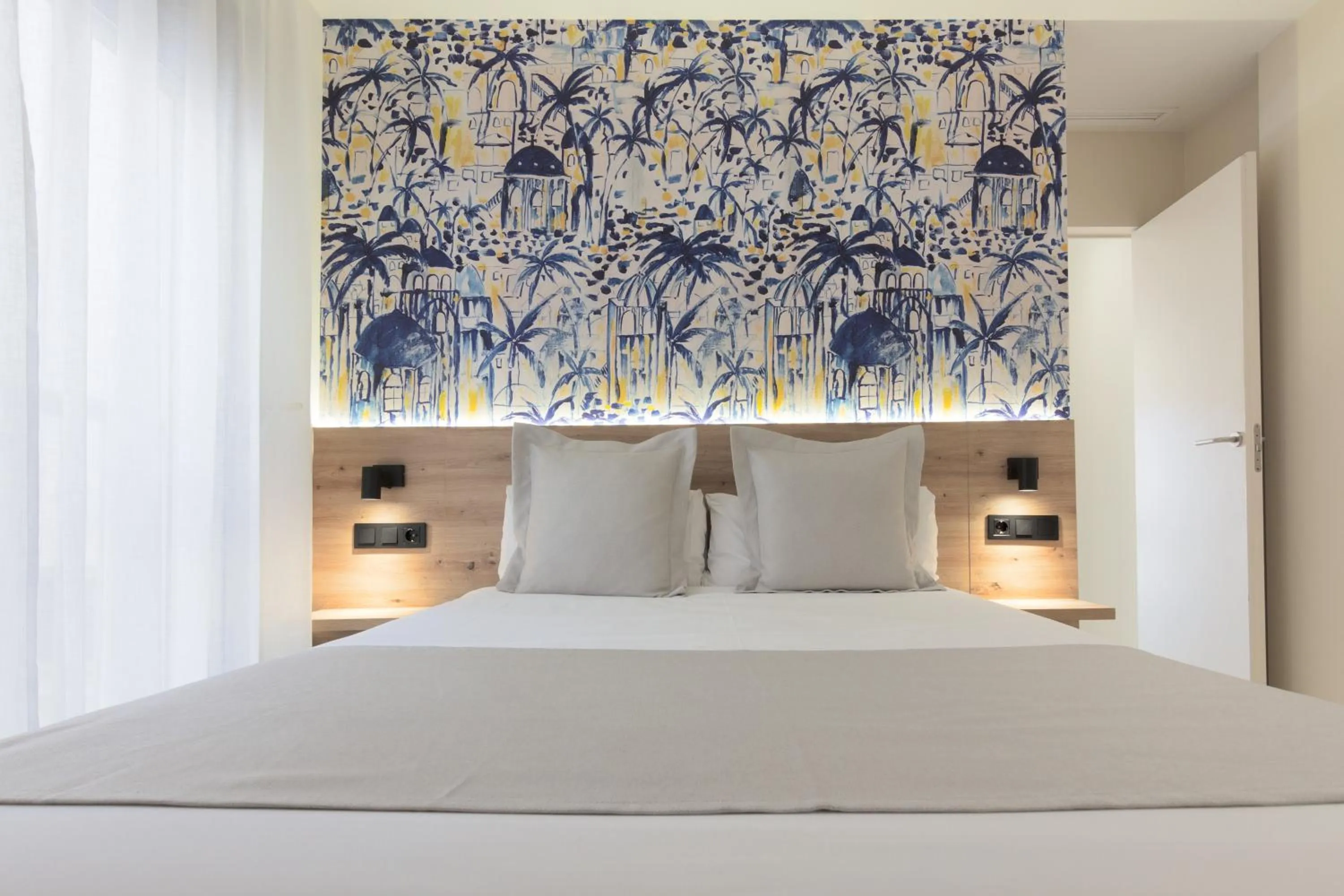 Bedroom, Bed in Hotel La Milagrosa