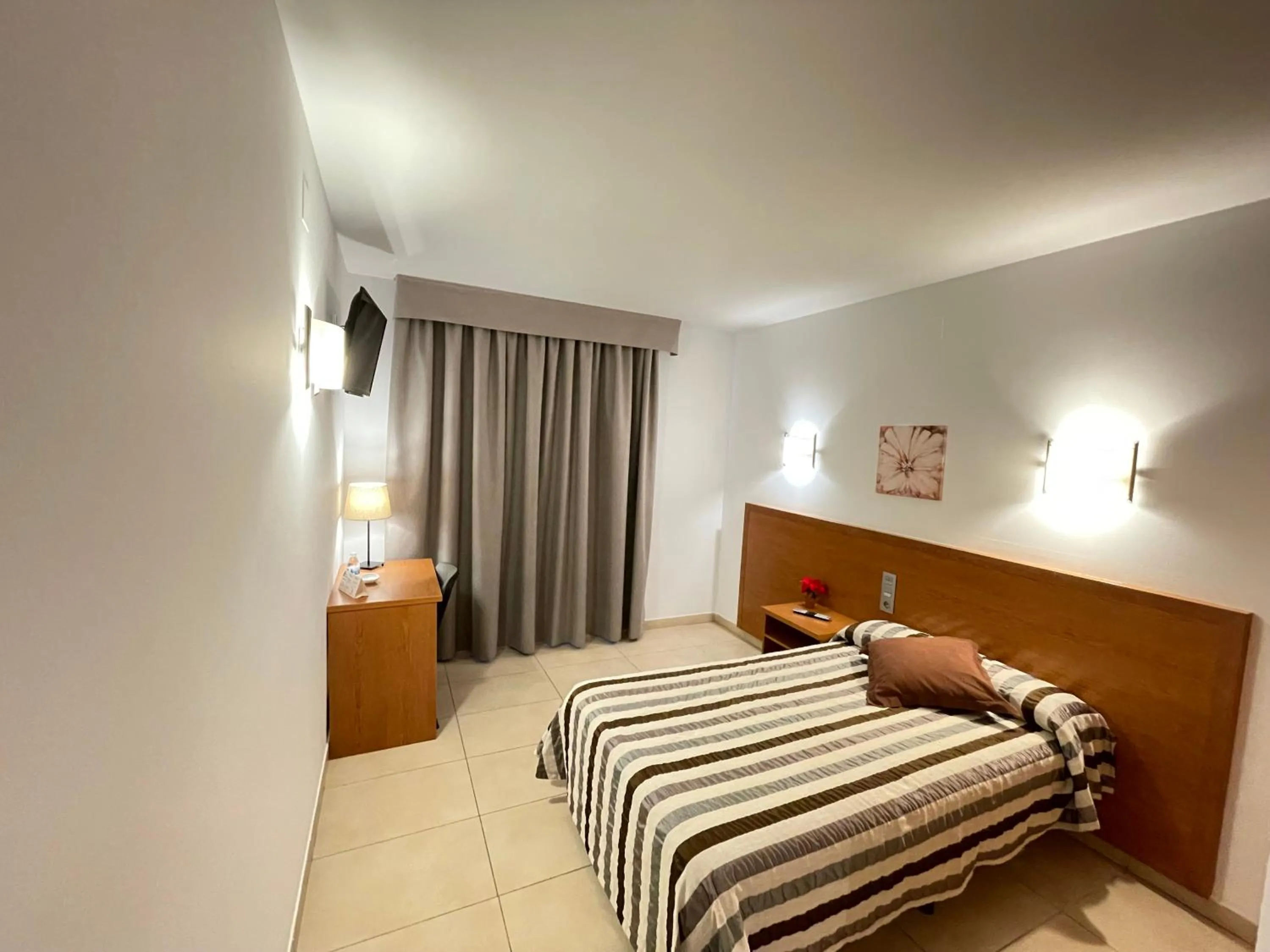 Bed in Hotel Avenida El Morell