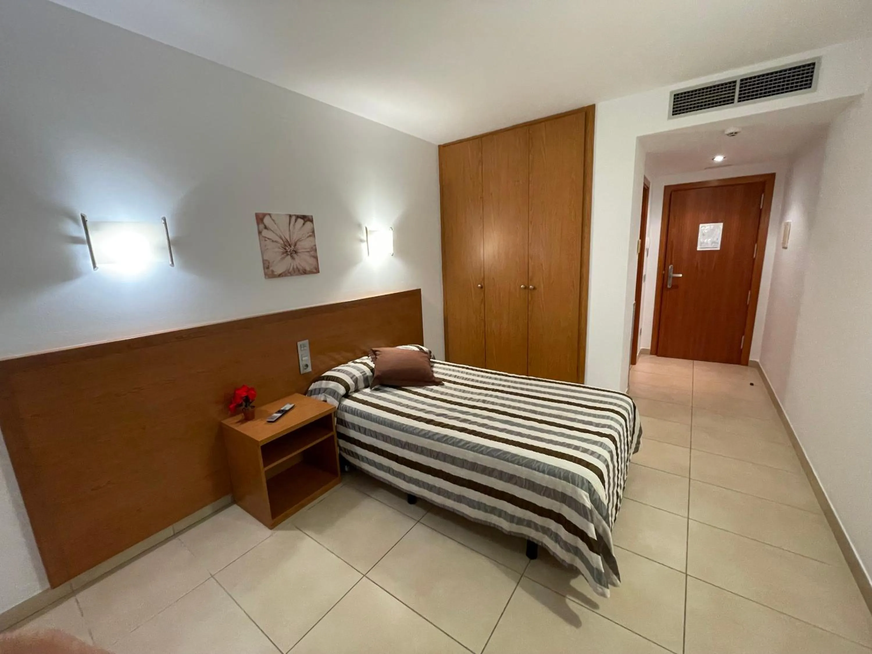 Bed in Hotel Avenida El Morell