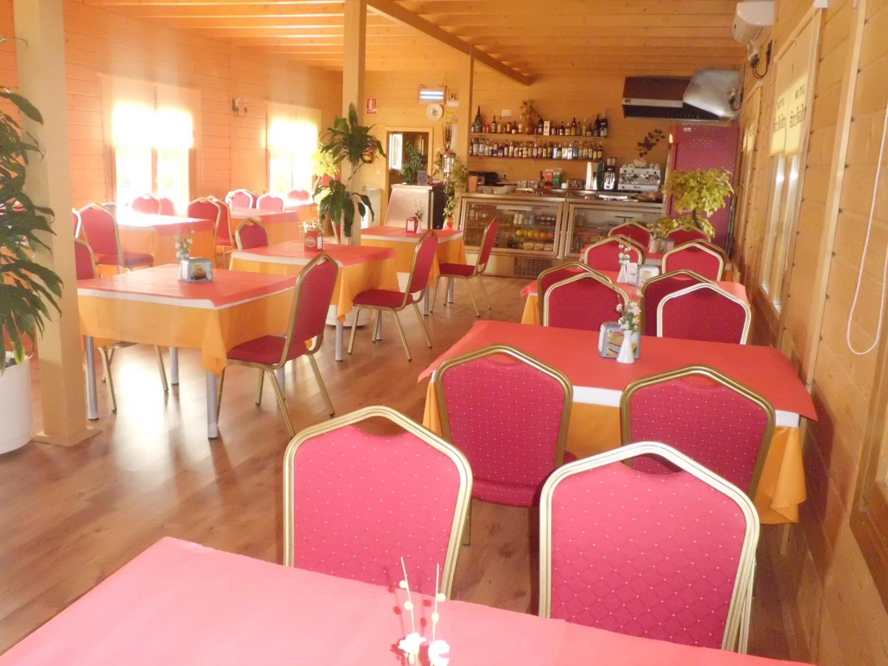 Restaurant/places to eat in Motel San Isidro