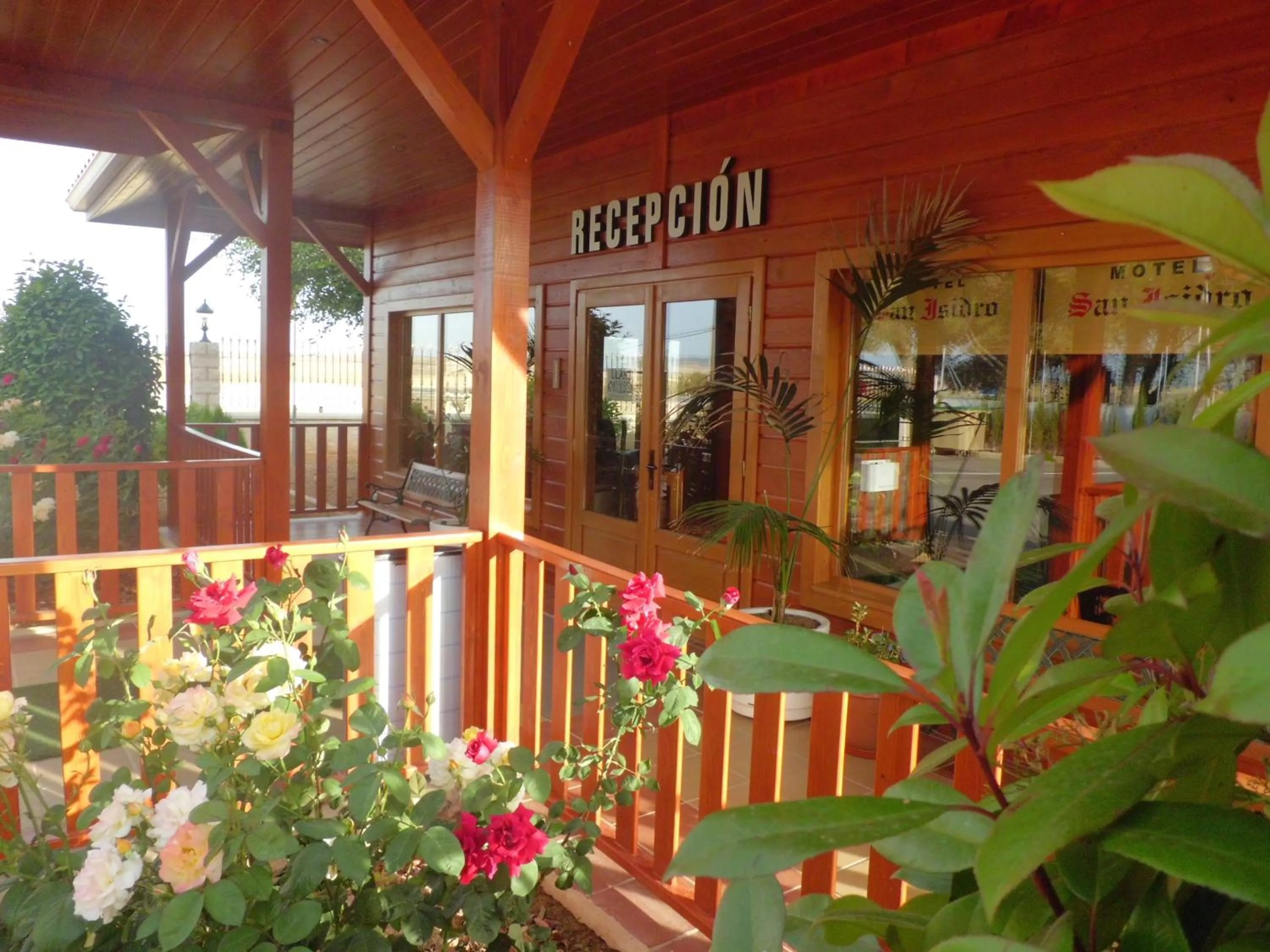 Spring in Motel San Isidro