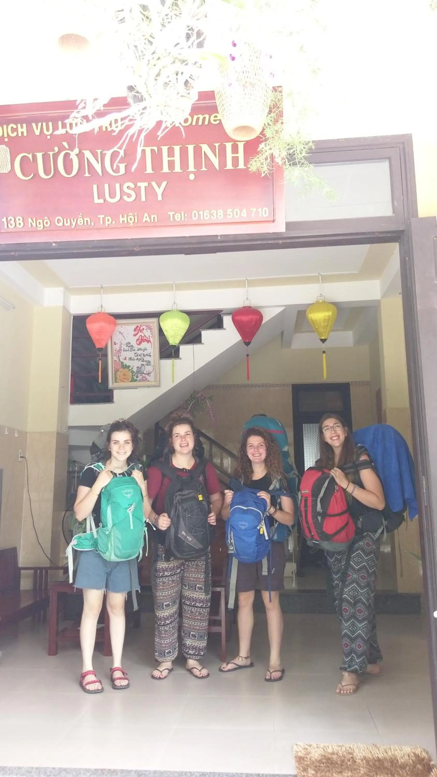 group of guests in Cuong Thinh Homestay